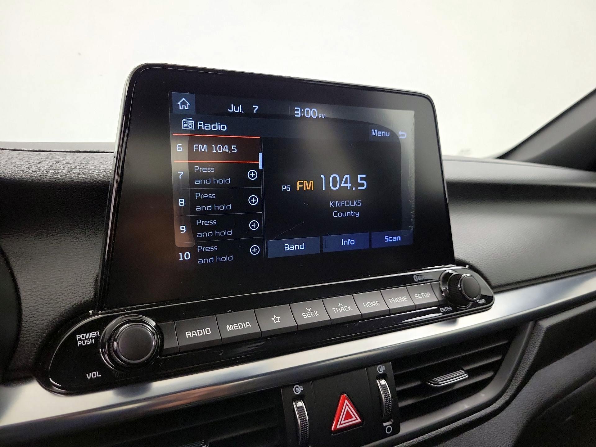 Thumbnail: 2020 Kia Forte - 15