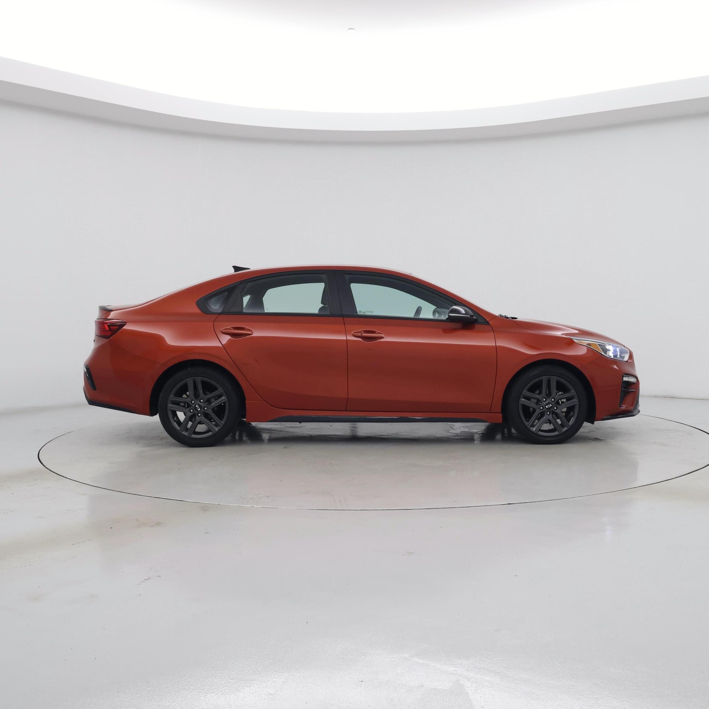 Thumbnail: 2020 Kia Forte - 7