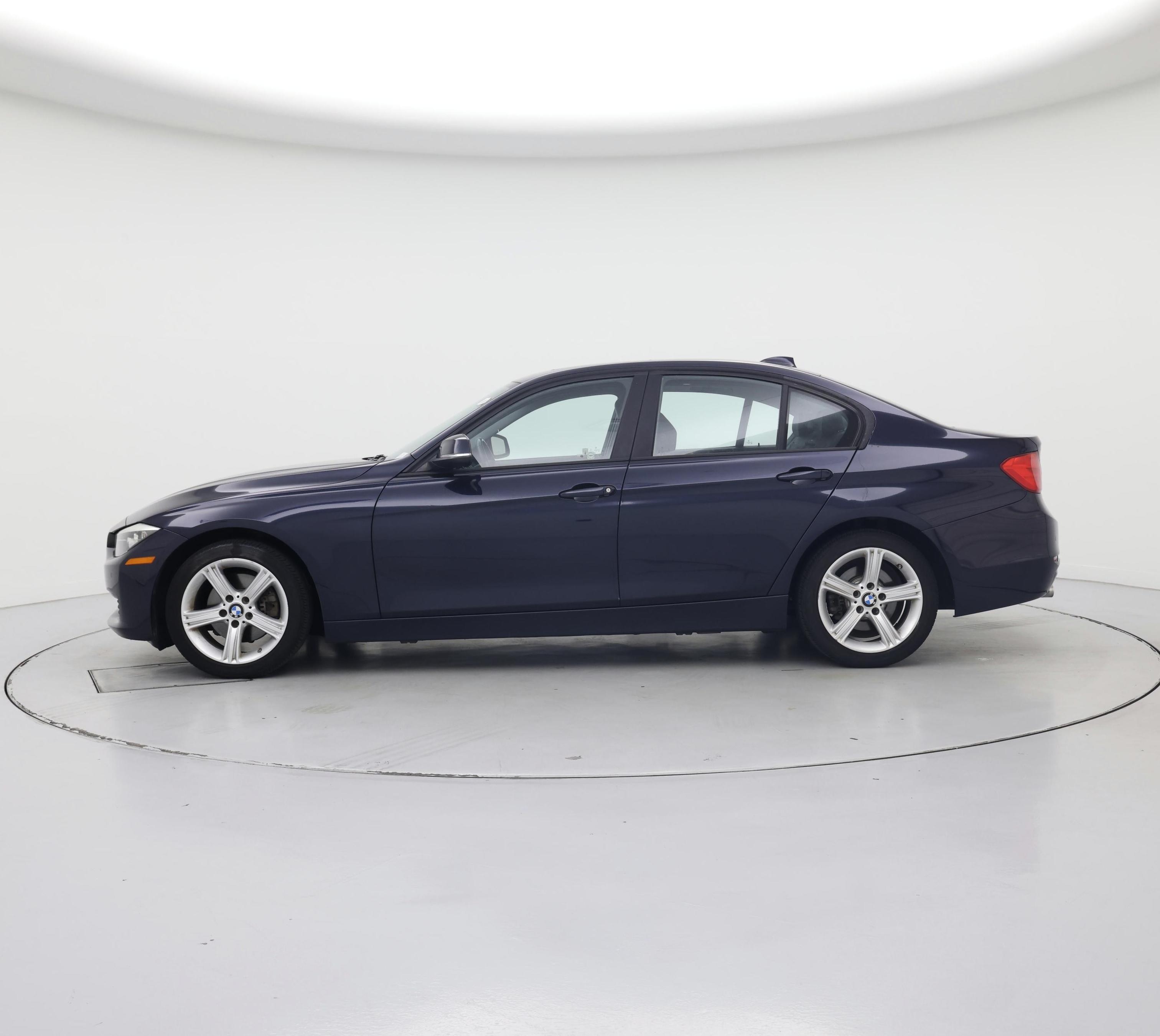 Thumbnail: 2015 BMW 3 Series - 3