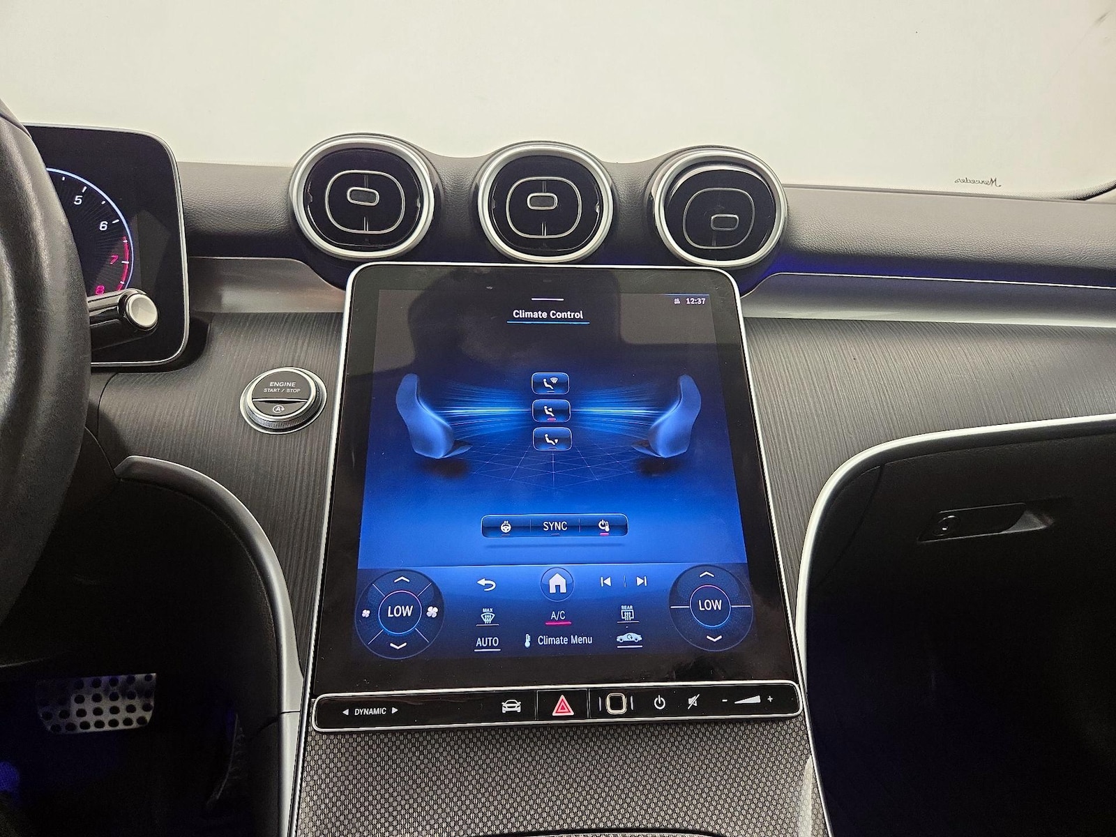 2022 Mercedes-Benz C-Class Sedan C 300 - Photo 17