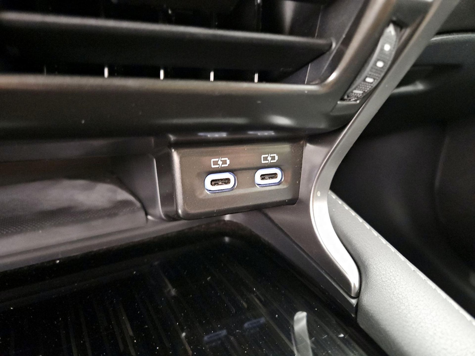 2023 Lexus RX 350 - Photo 19