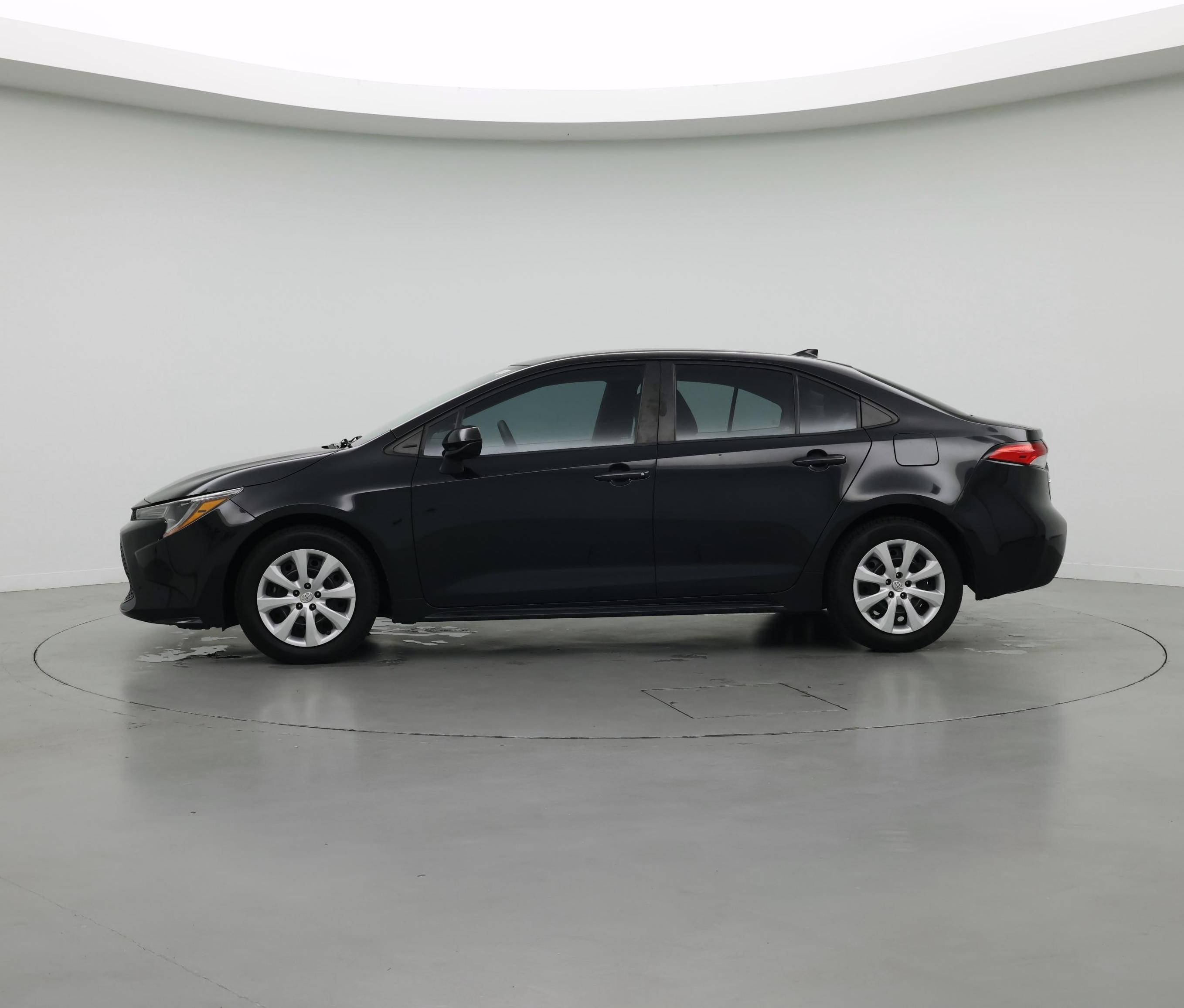 Thumbnail: 2022 Toyota Corolla - 3