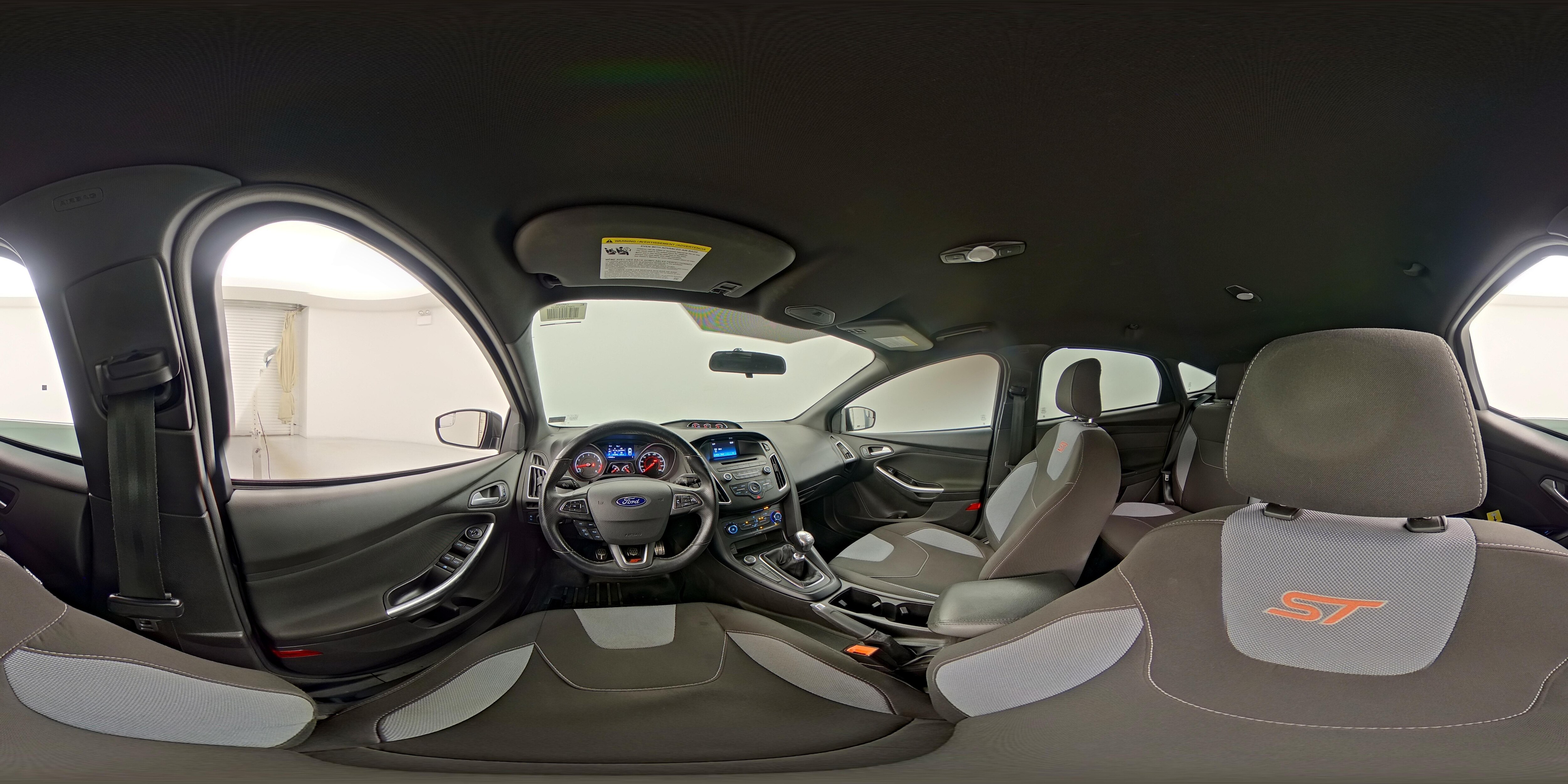 2017 Ford Focus ST - Photo 26