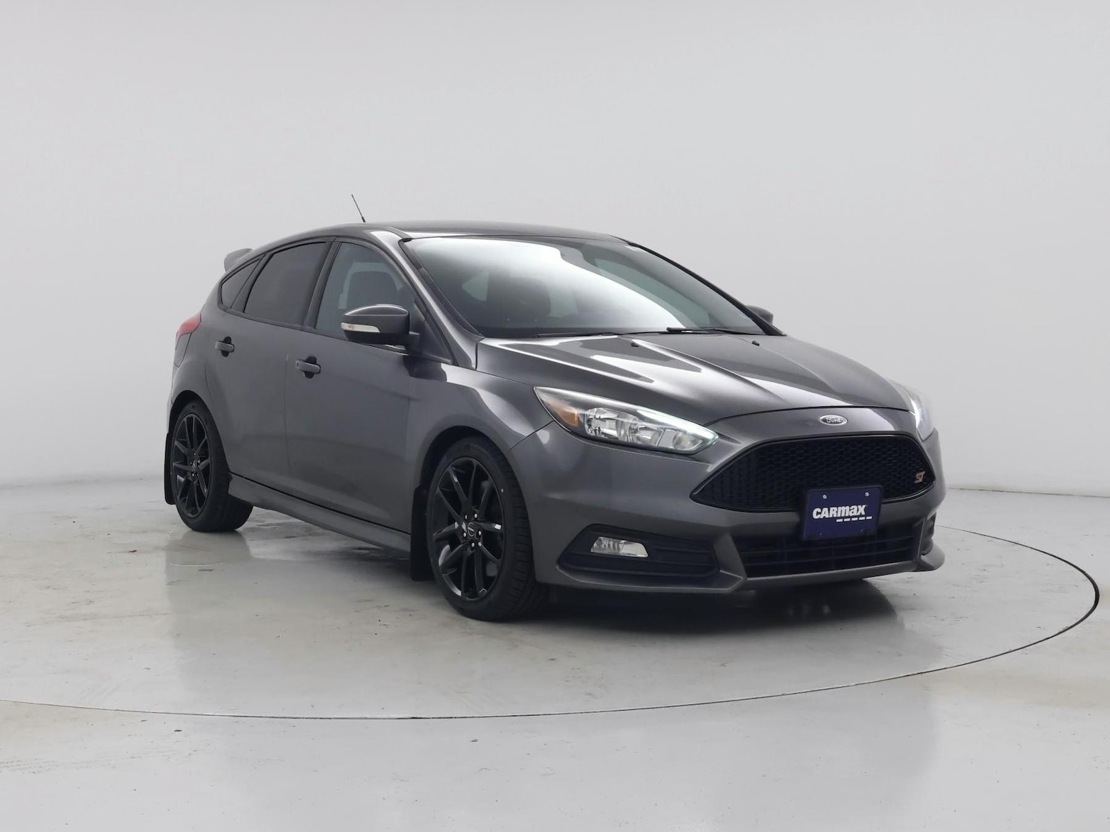 2017 Ford Focus ST - Photo 2