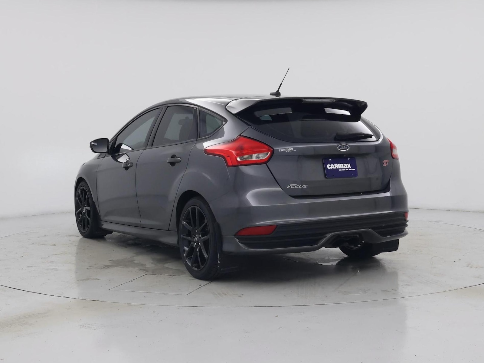 2017 Ford Focus ST - Photo 3