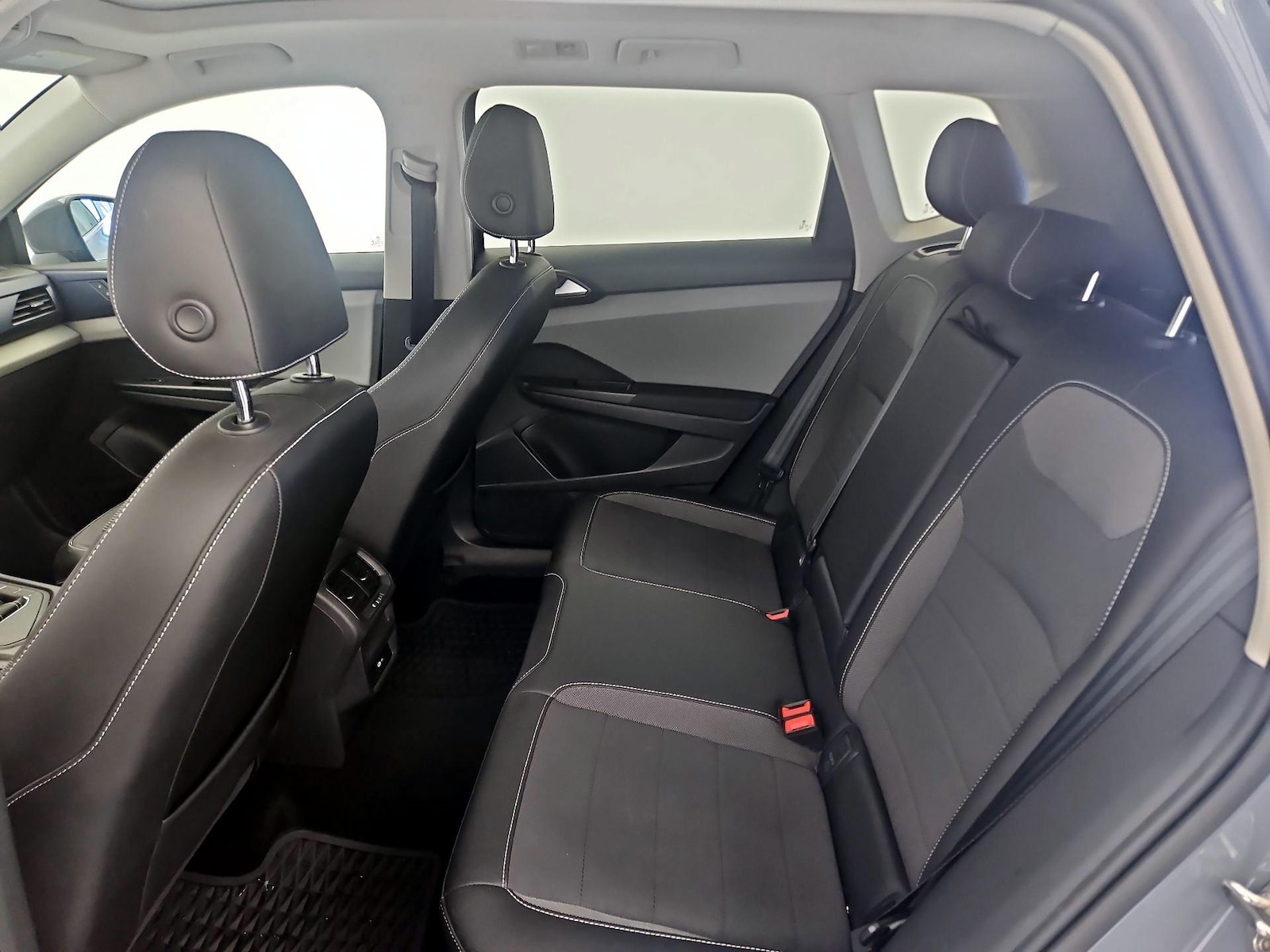 2022 Volkswagen Taos SE - Photo 20