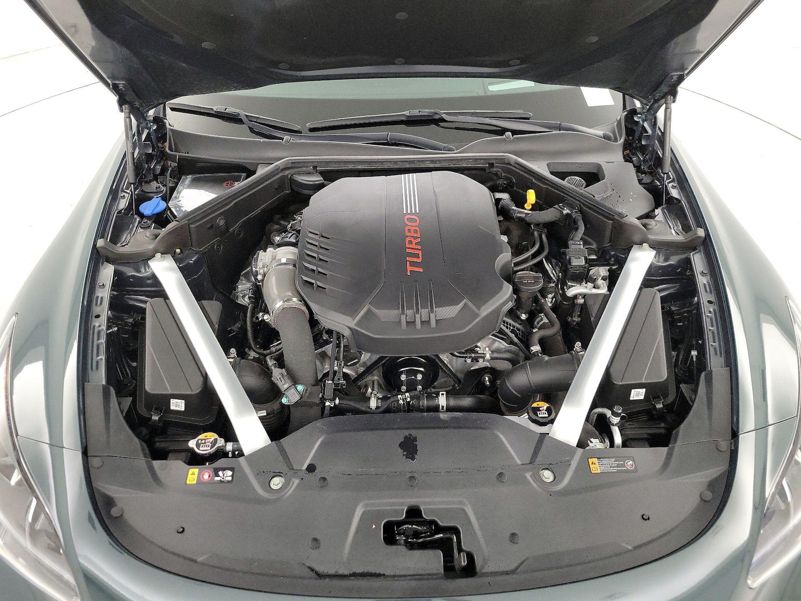 2023 Kia Stinger GT2 - Photo 23