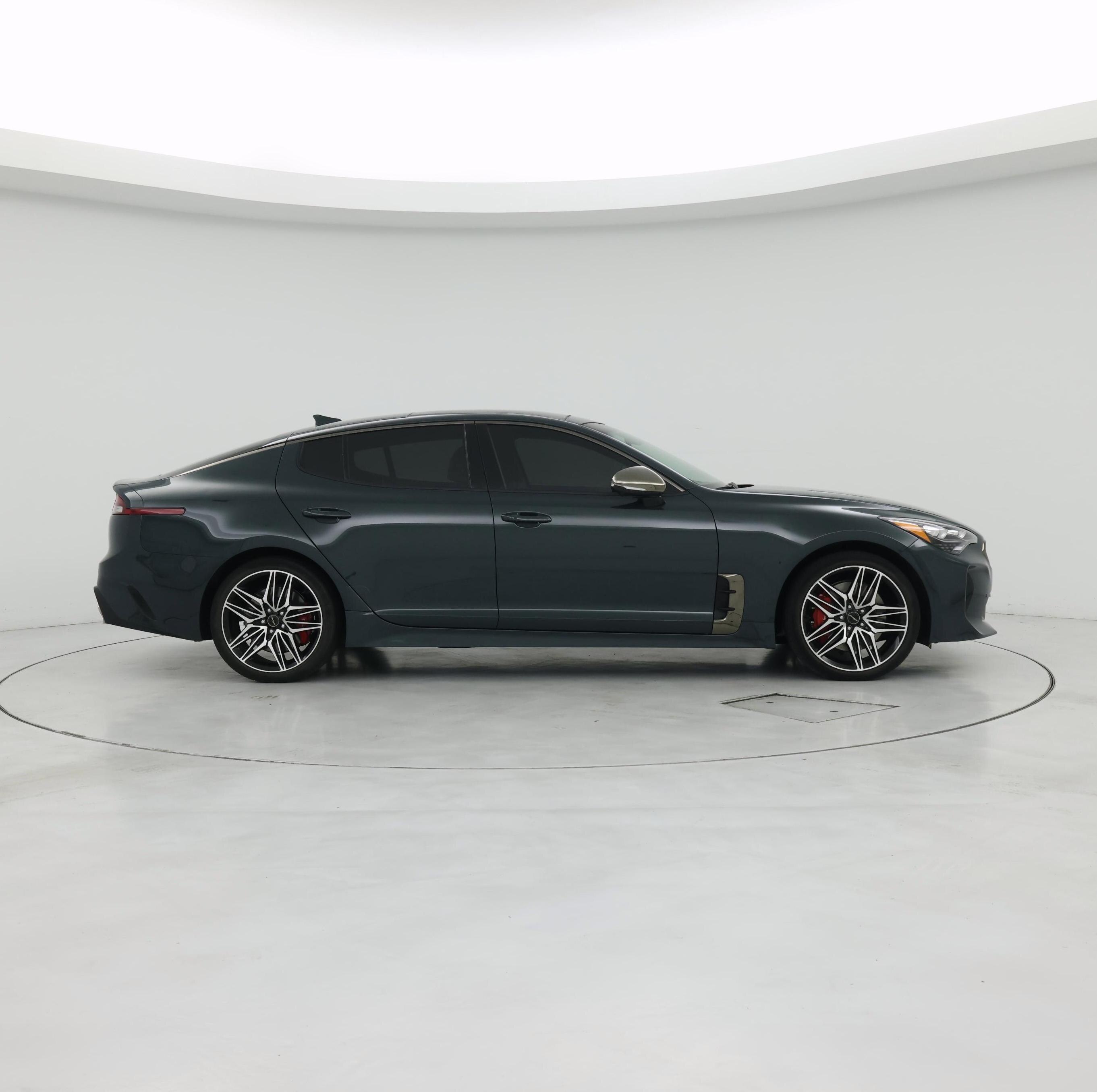Thumbnail: 2023 Kia Stinger - 7