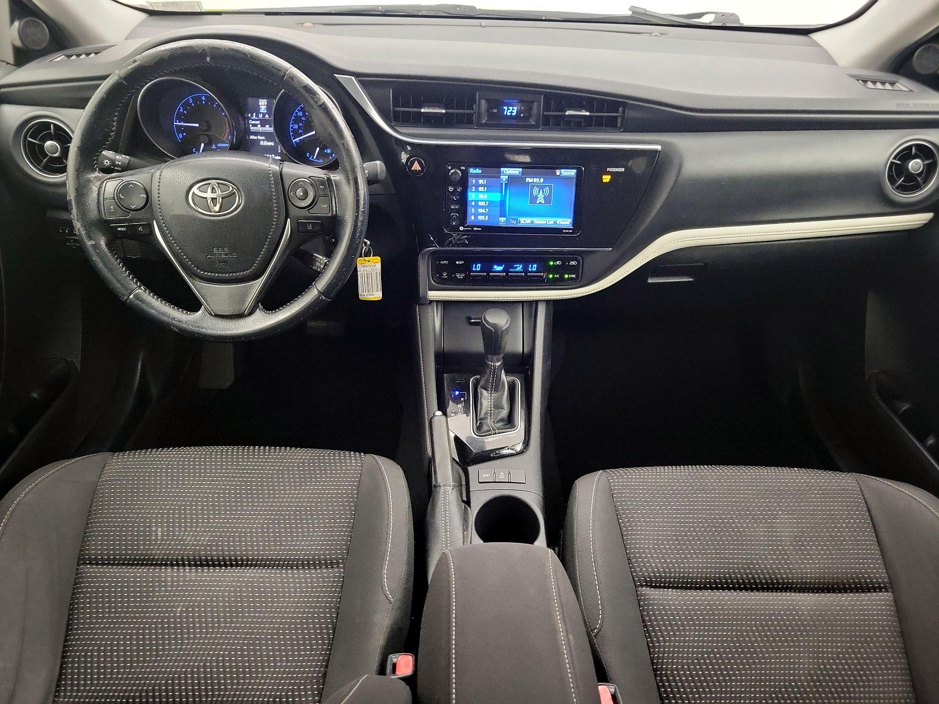 Thumbnail: 2018 Toyota Corolla iM - 9