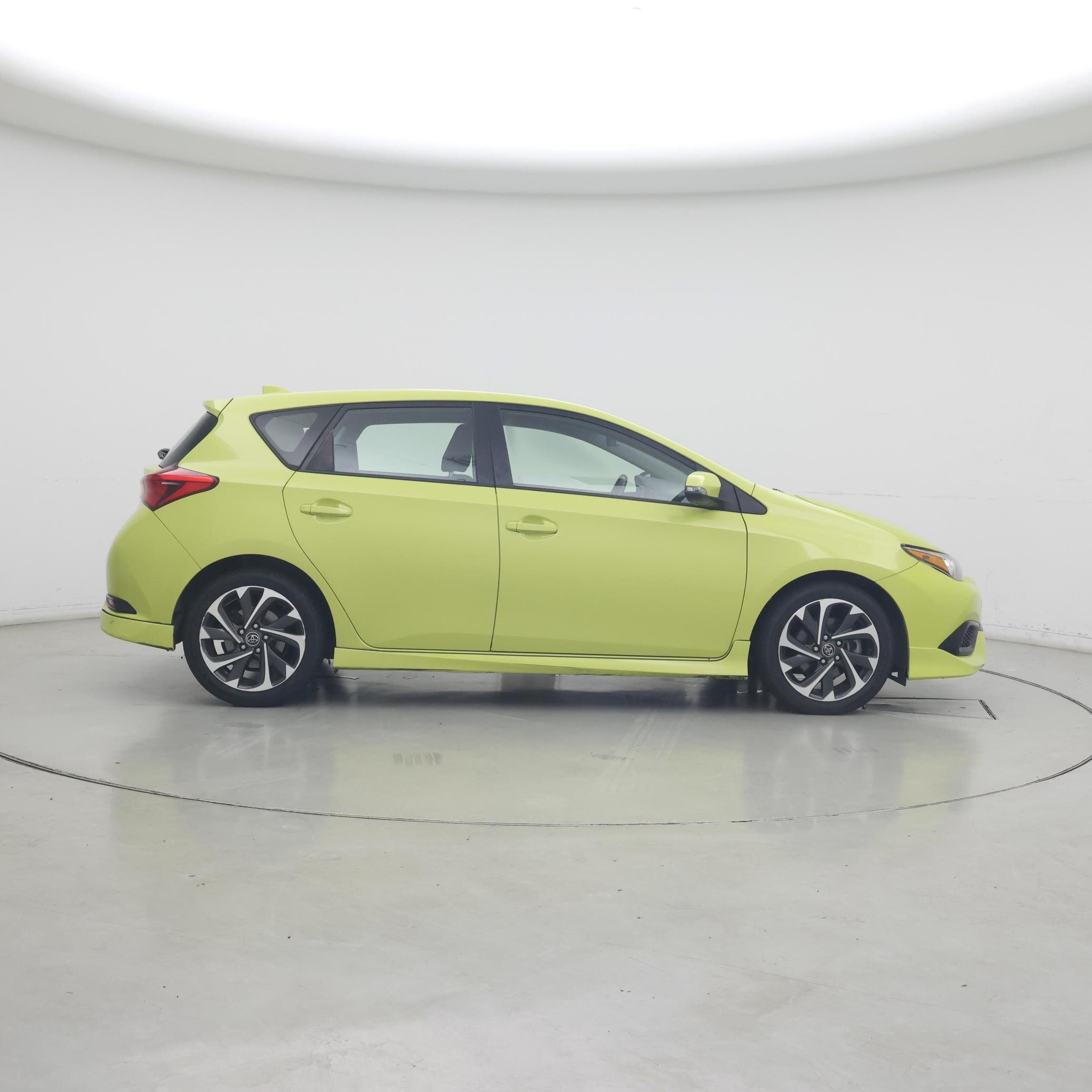 Thumbnail: 2018 Toyota Corolla iM - 7