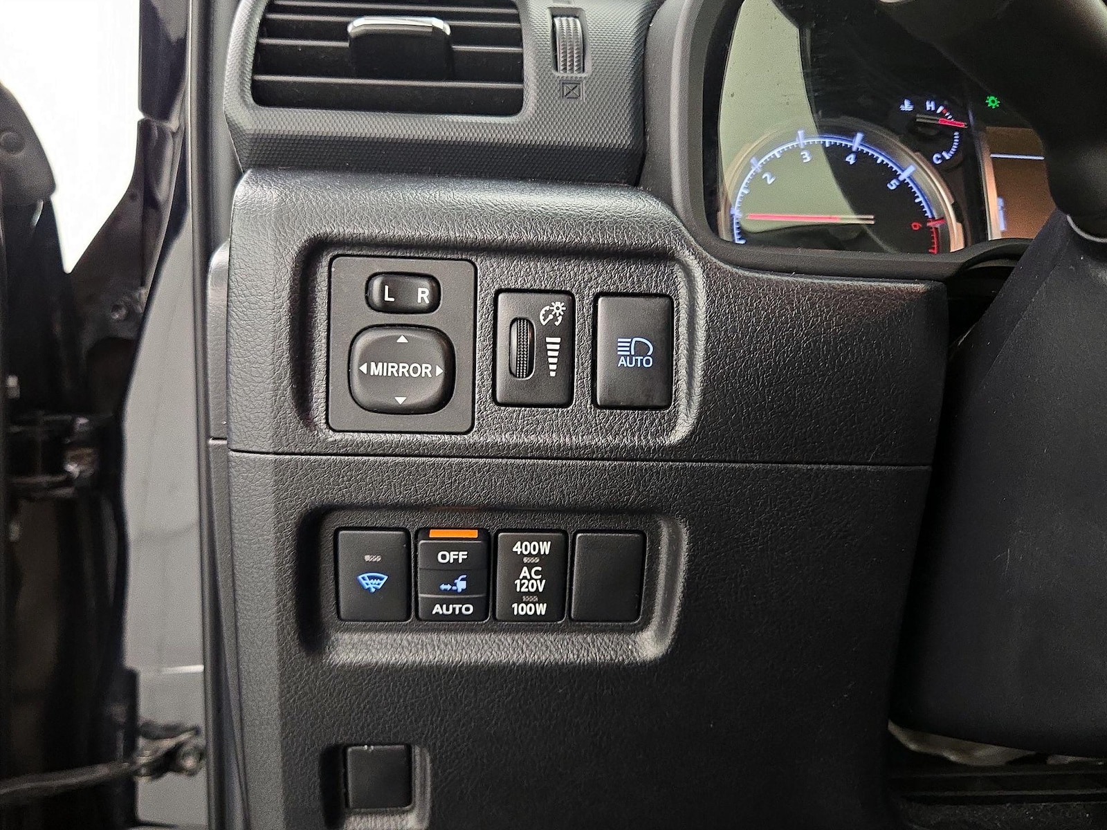 2021 Toyota 4Runner Night Shade - Photo 14