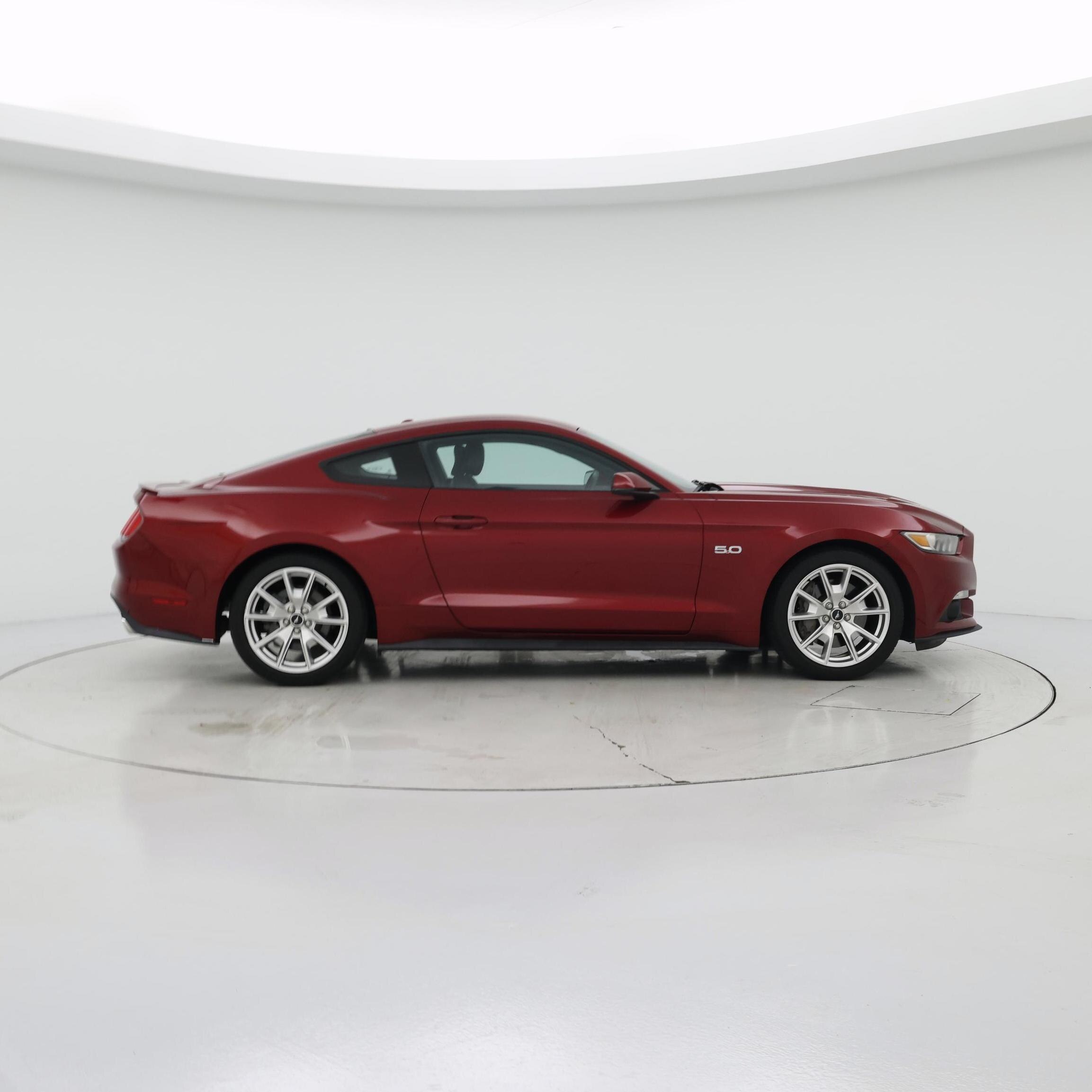 Thumbnail: 2015 Ford Mustang - 7