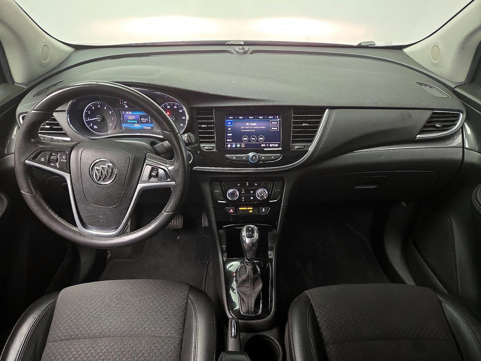 2022 Buick Encore Preferred - Photo 10