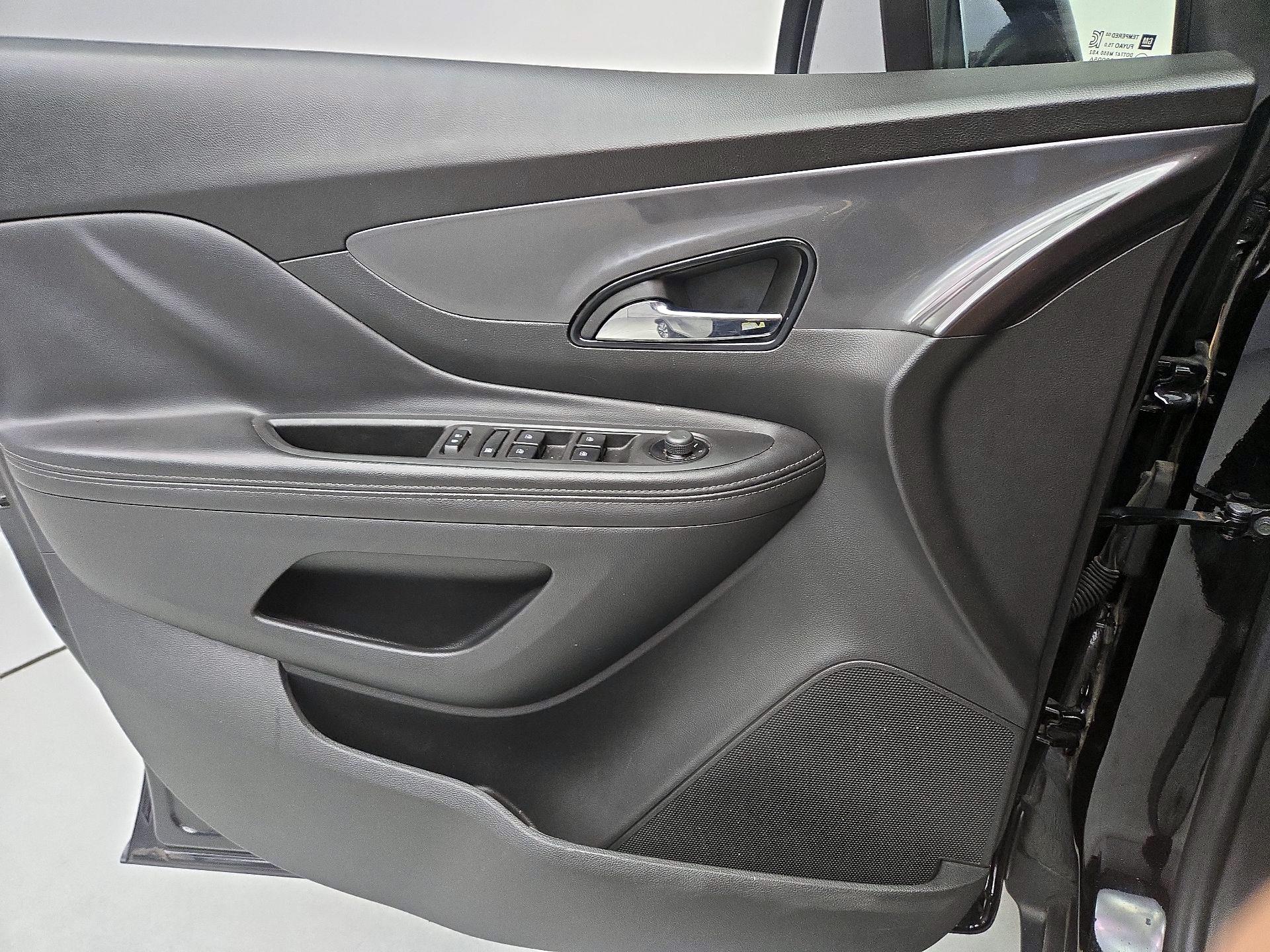 Thumbnail: 2022 Buick Encore - 12