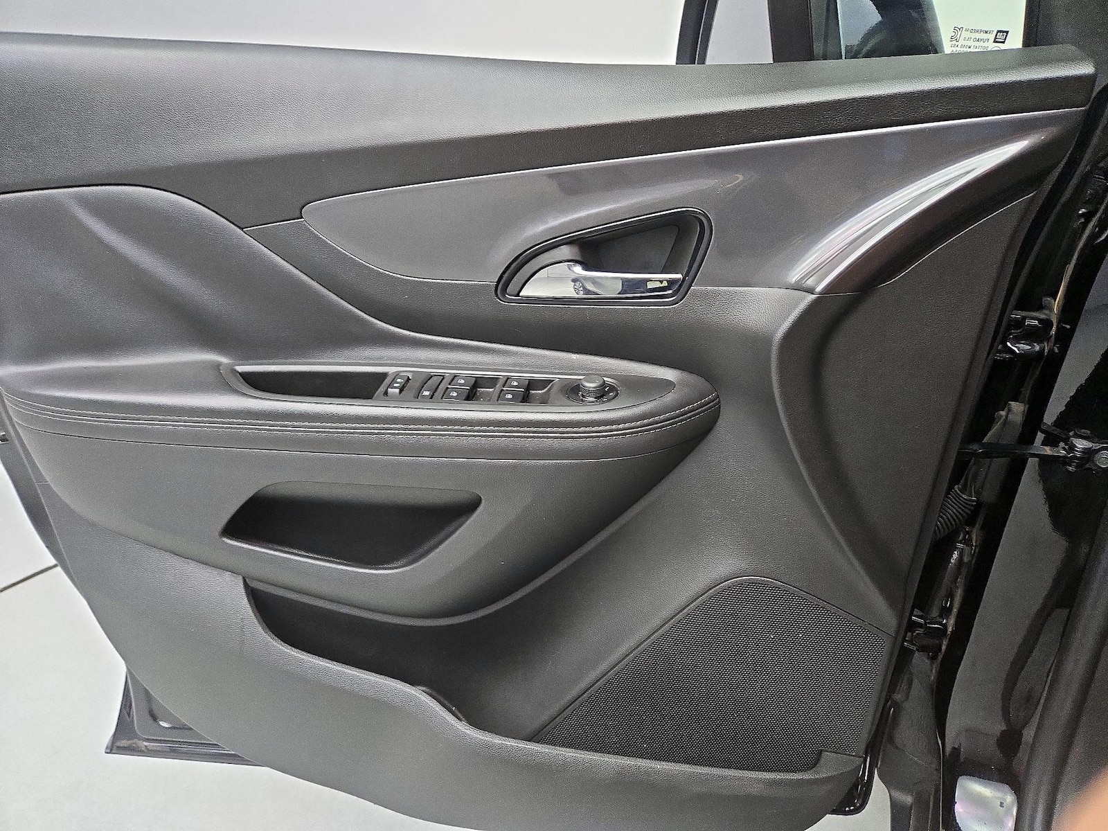2022 Buick Encore Preferred - Photo 13