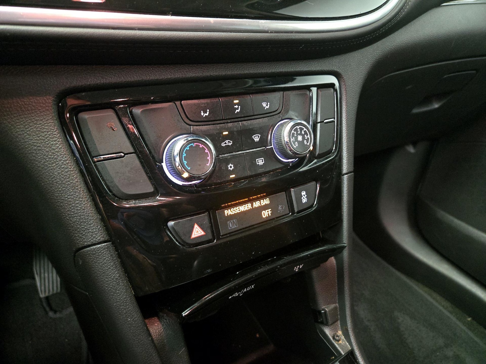 2022 Buick Encore Preferred - Photo 17