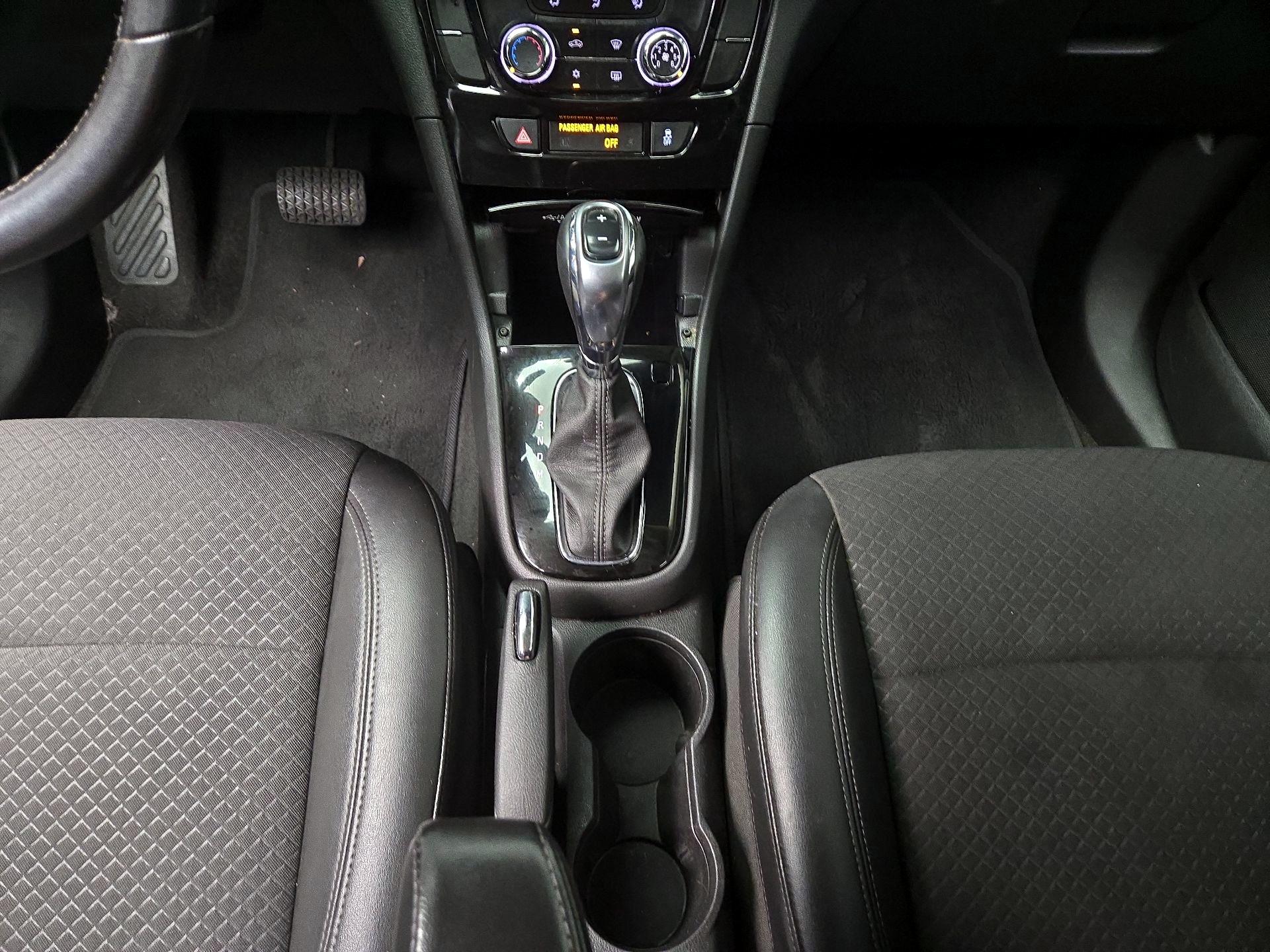 Thumbnail: 2022 Buick Encore - 17