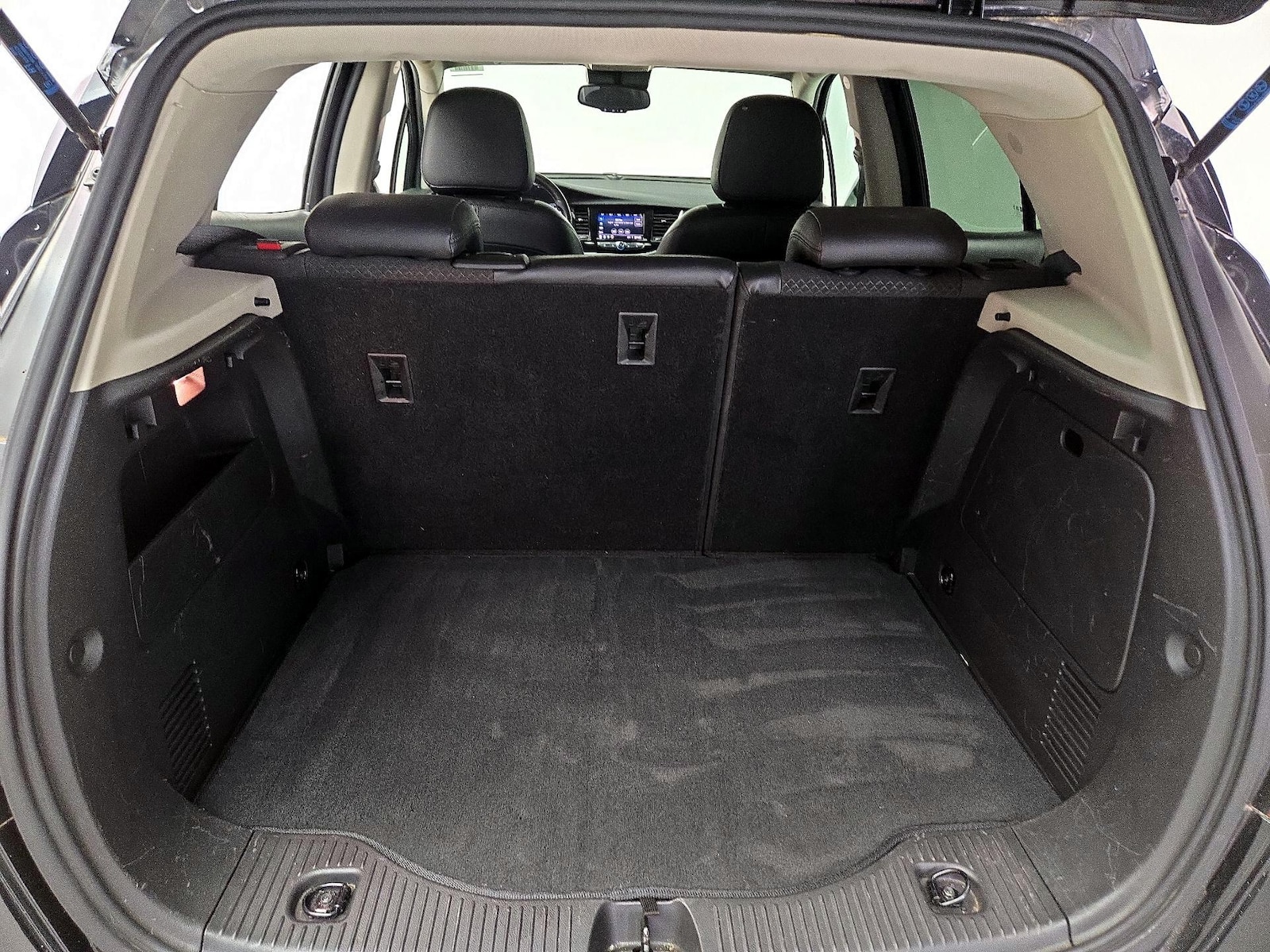 2022 Buick Encore Preferred - Photo 21