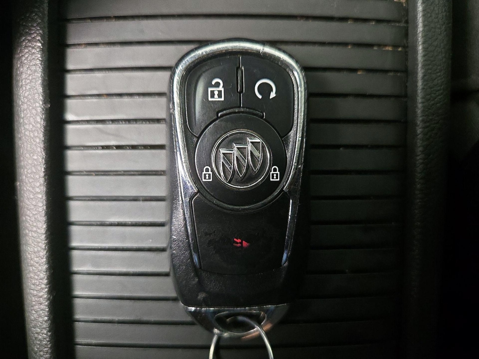 2022 Buick Encore Preferred - Photo 23