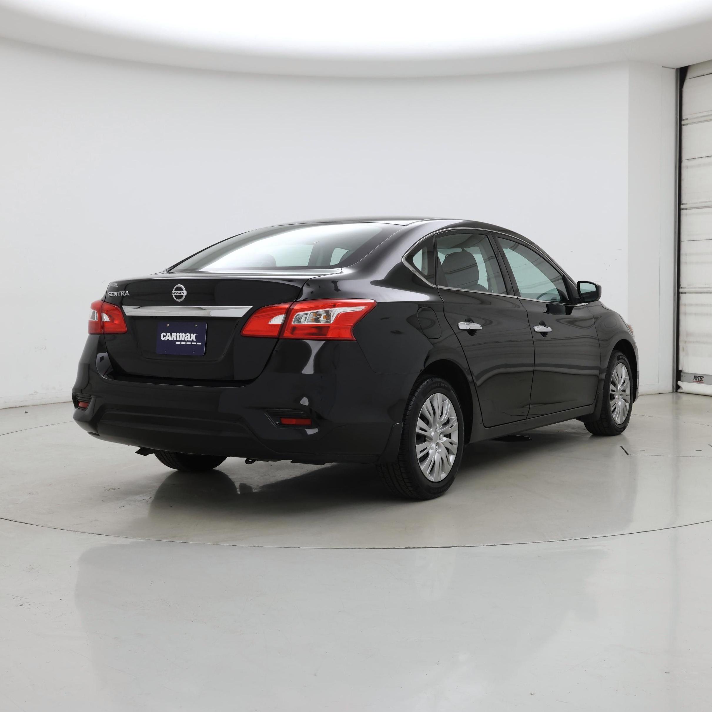 Thumbnail: 2019 Nissan Sentra - 8