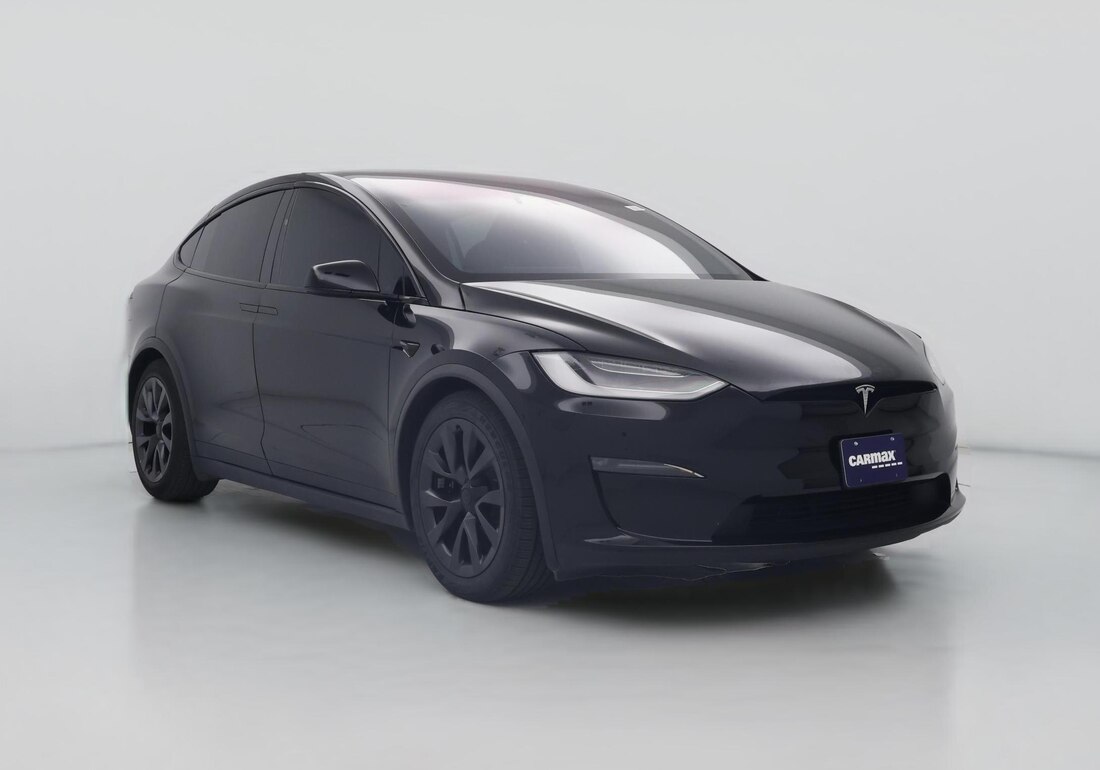 2023 Tesla Model X Long Range in Black — CarMax photo