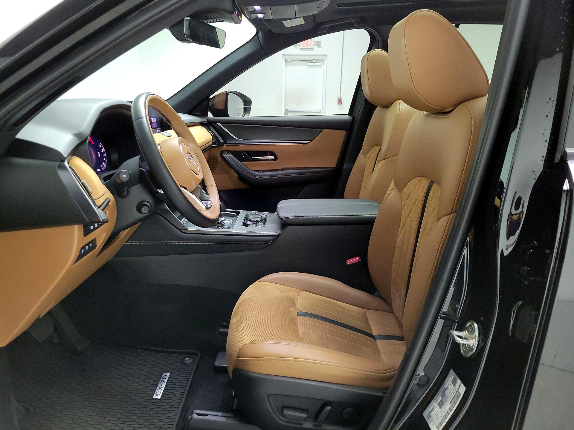 Thumbnail: 2025 Mazda CX-70 - 11