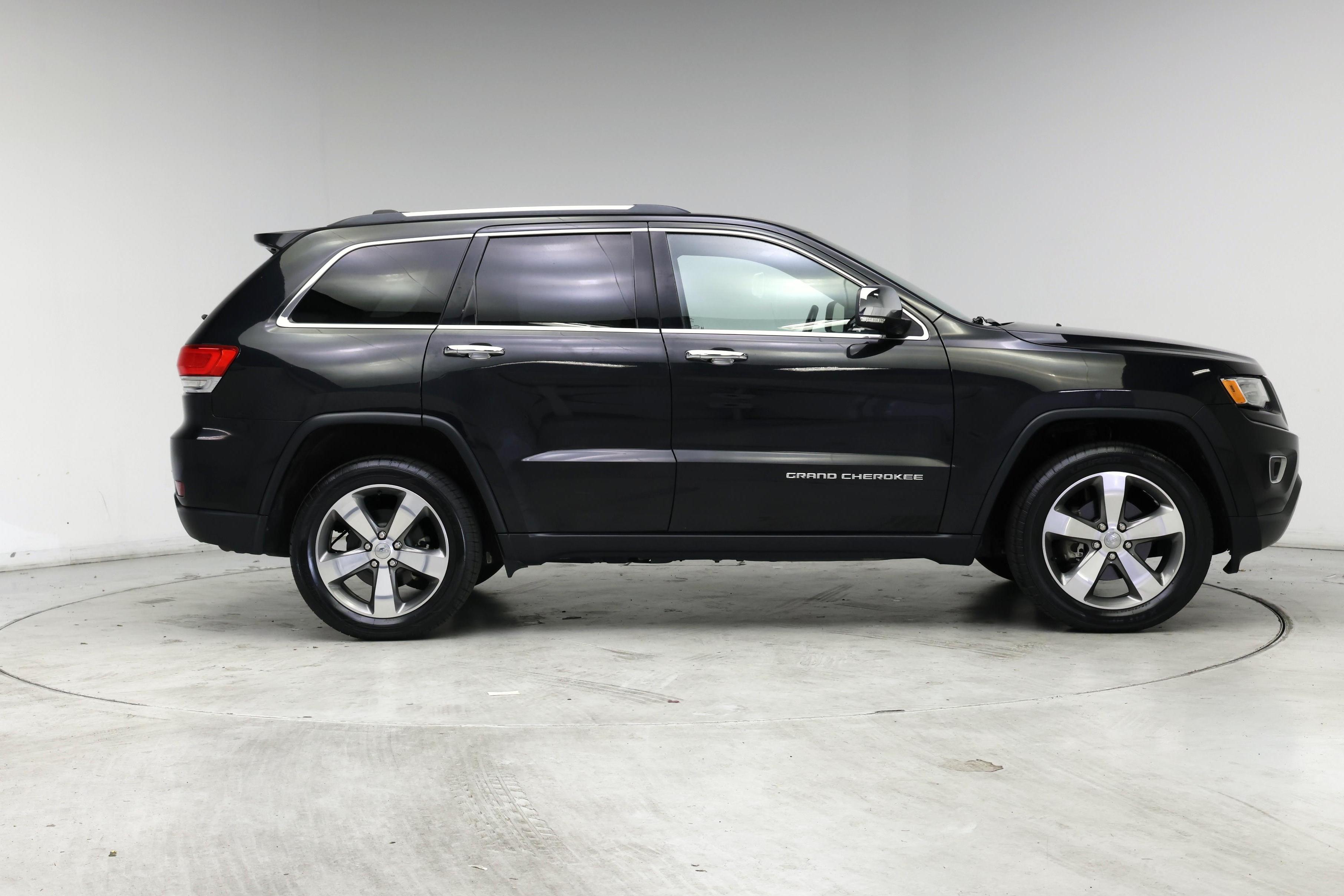 Thumbnail: 2015 Jeep Grand Cherokee - 7
