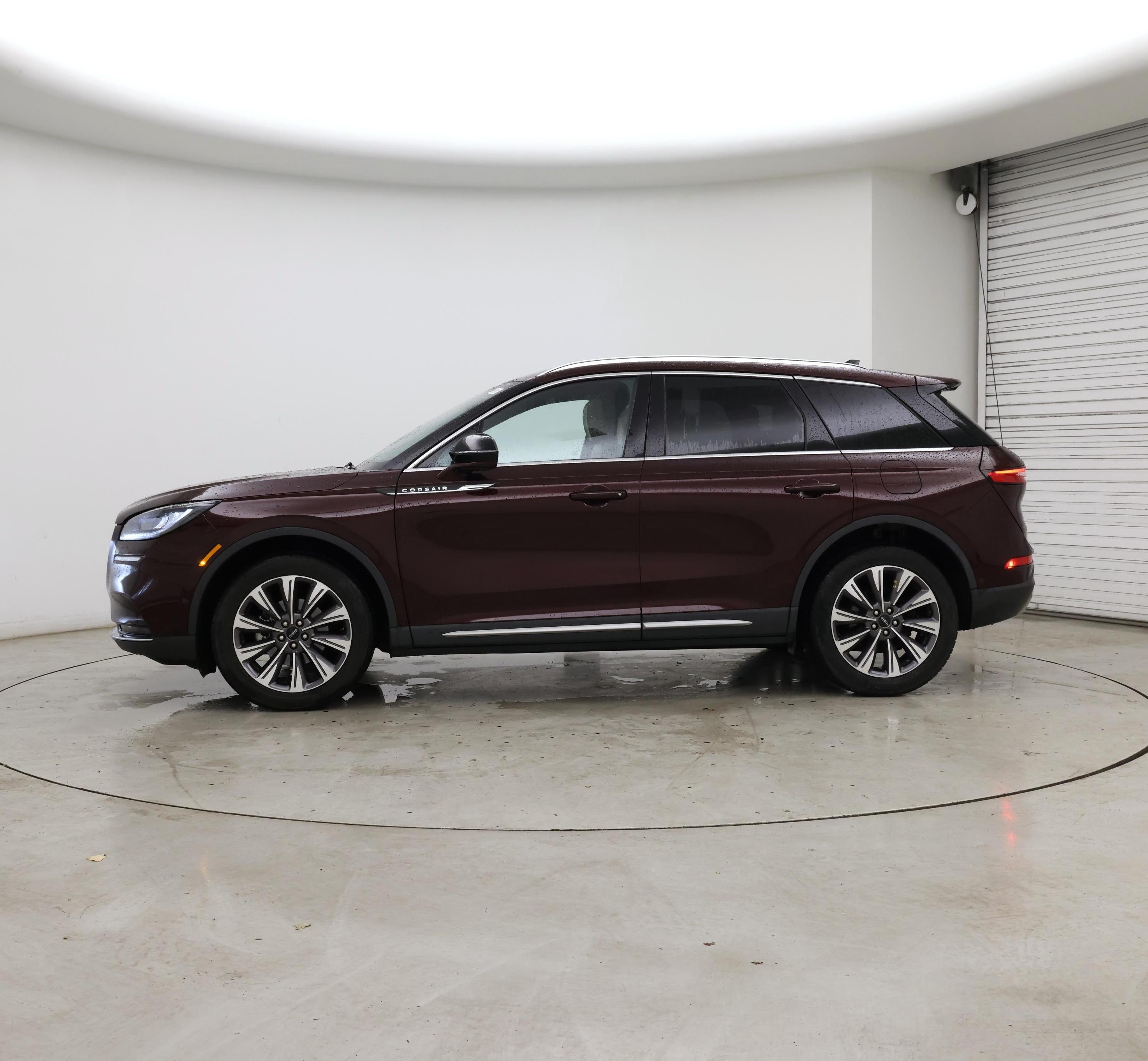 Thumbnail: 2020 Lincoln Corsair - 3