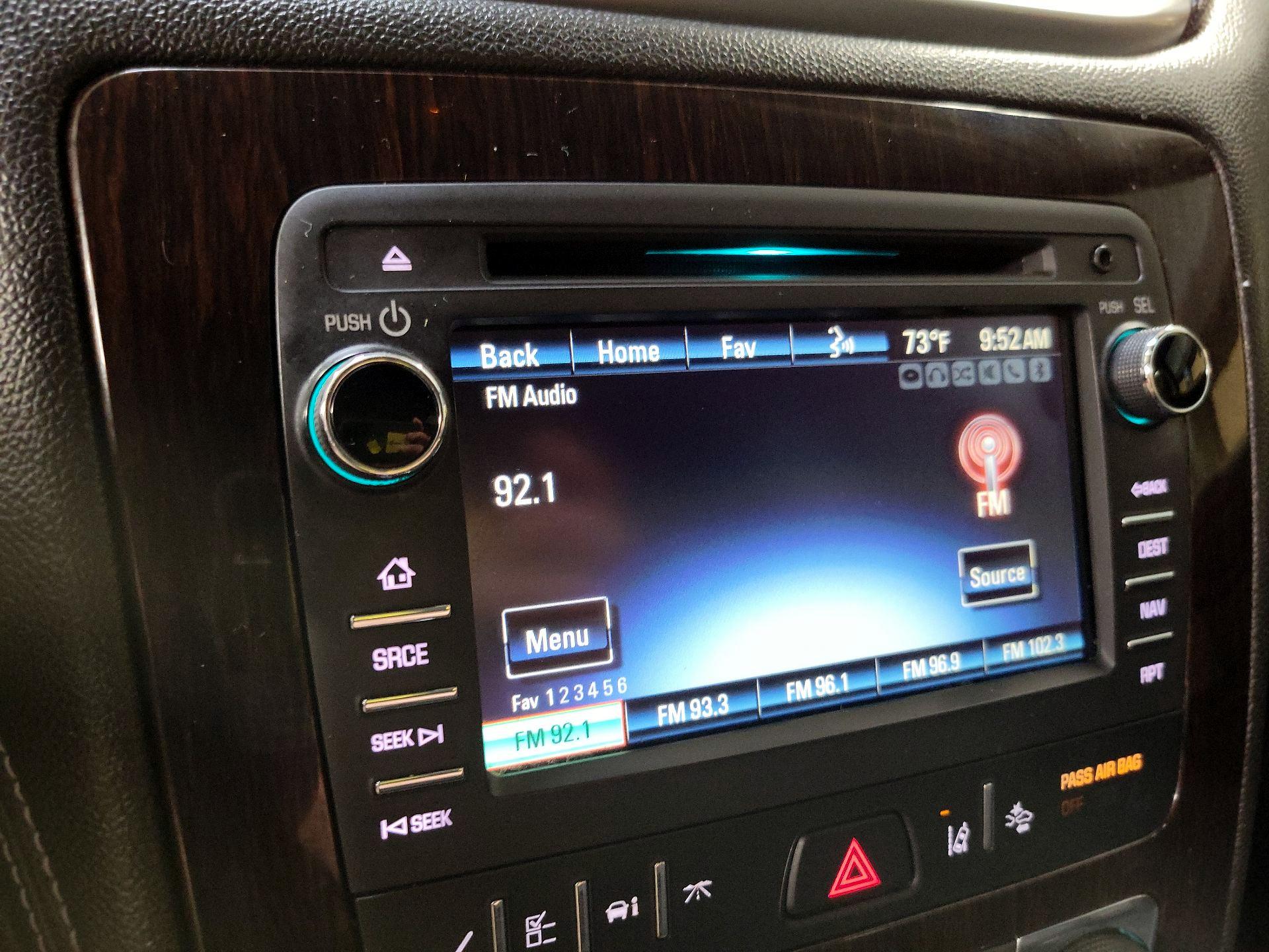 Thumbnail: 2016 Chevrolet Traverse - 16