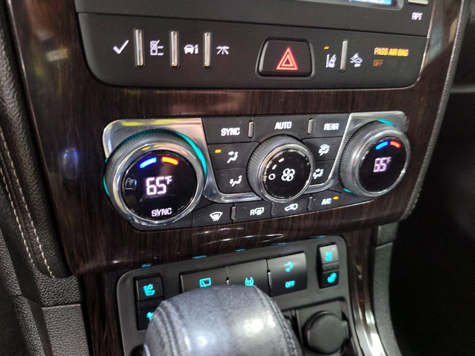 2016 Chevrolet Traverse LTZ - Photo 18