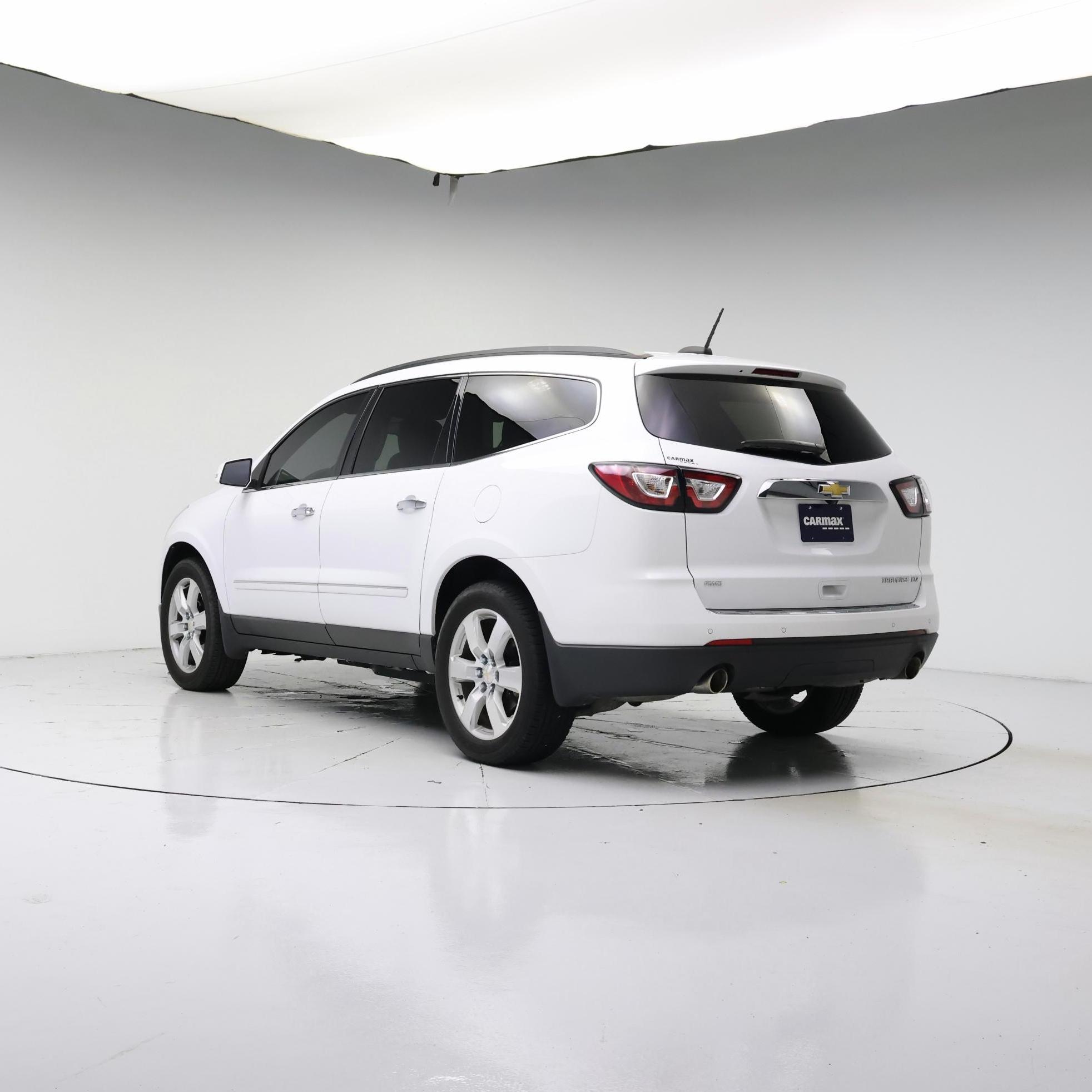 Thumbnail: 2016 Chevrolet Traverse - 2