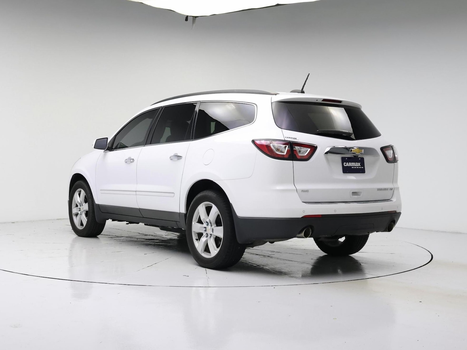 2016 Chevrolet Traverse LTZ - Photo 3