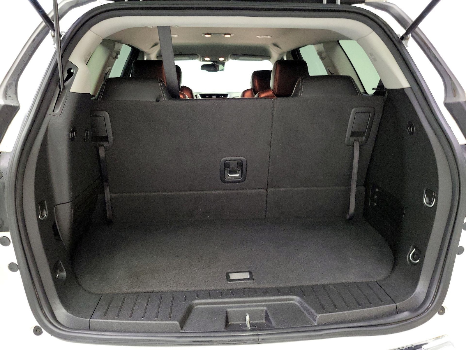 2016 Chevrolet Traverse LTZ - Photo 23