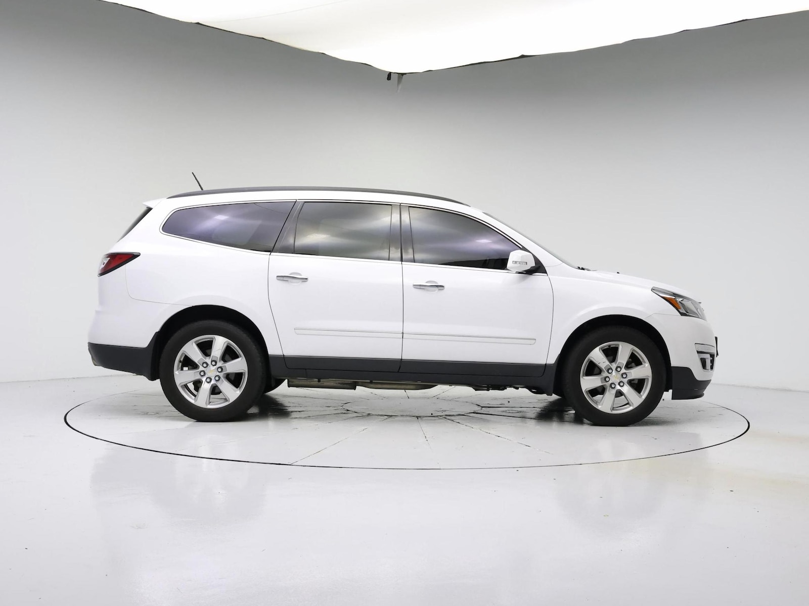 2016 Chevrolet Traverse LTZ - Photo 8