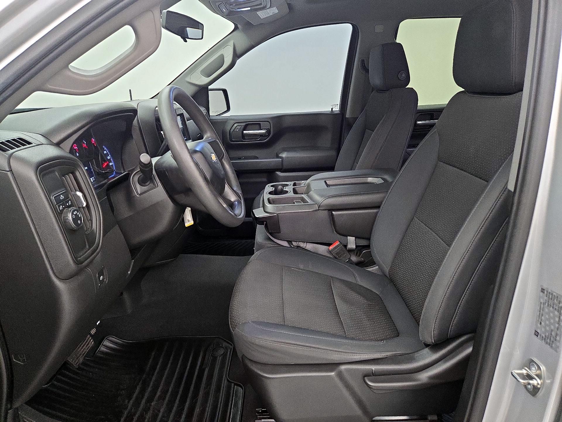 Thumbnail: 2019 Chevrolet Silverado 1500 - 11