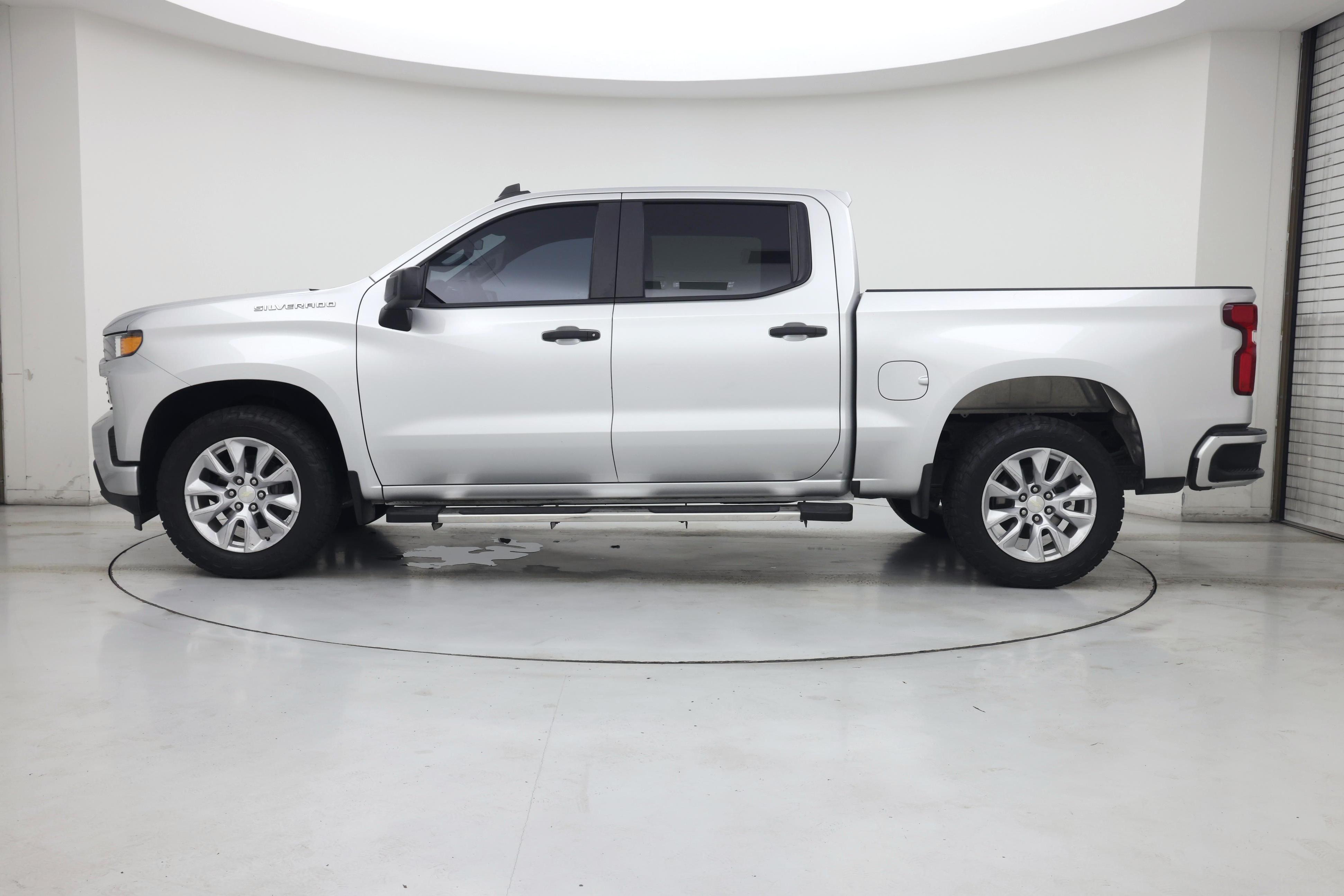 Thumbnail: 2019 Chevrolet Silverado 1500 - 3