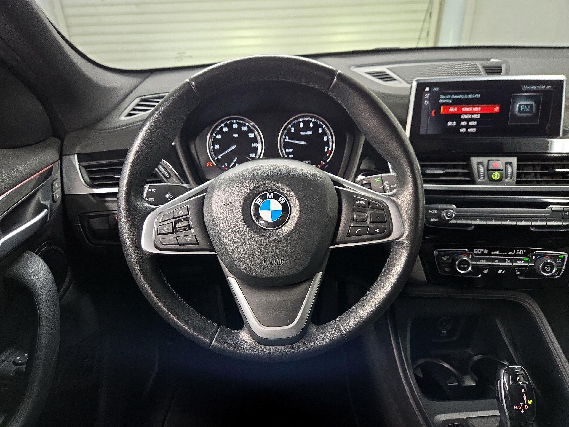 Thumbnail: 2020 BMW X1 - 10