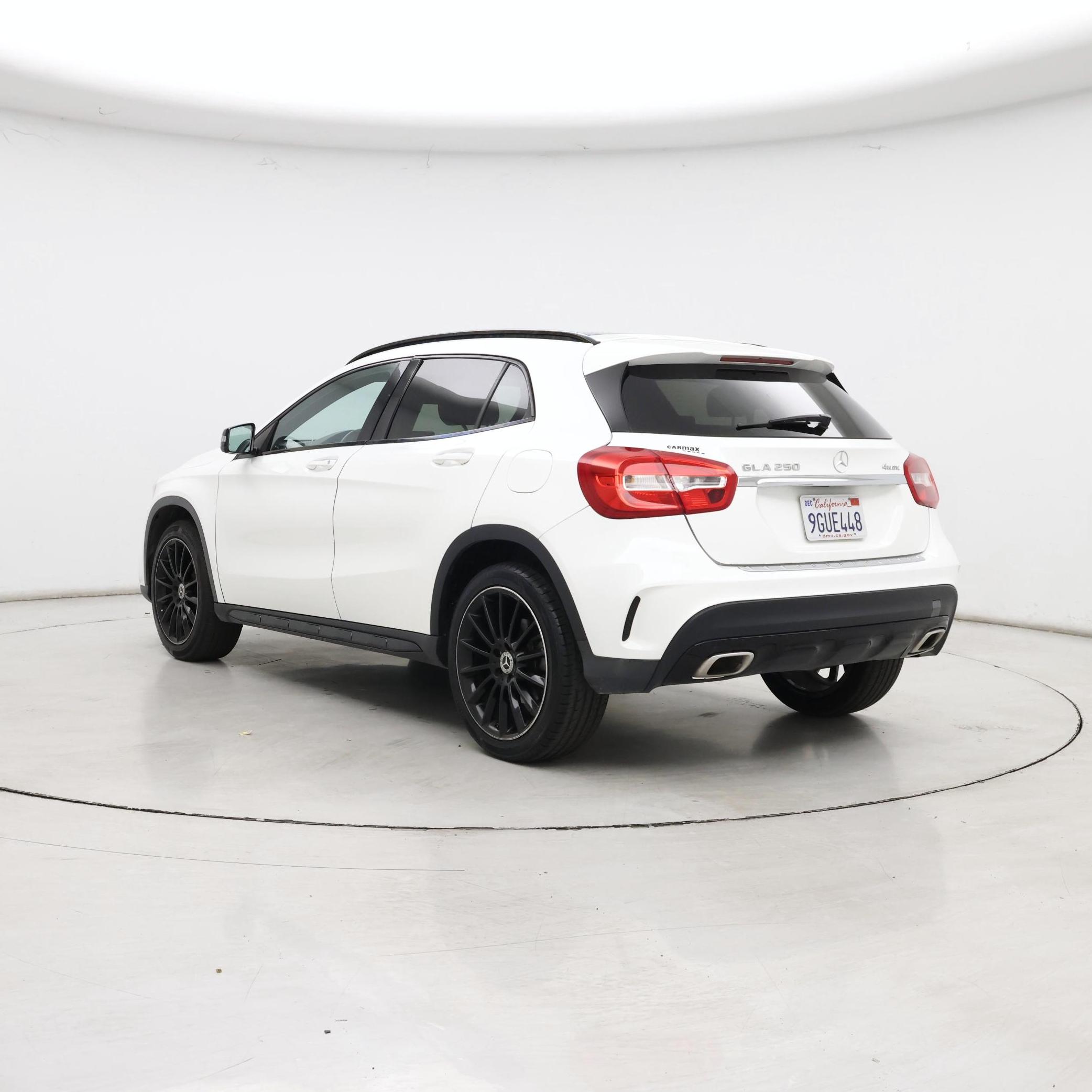 Thumbnail: 2019 Mercedes-Benz GLA - 2