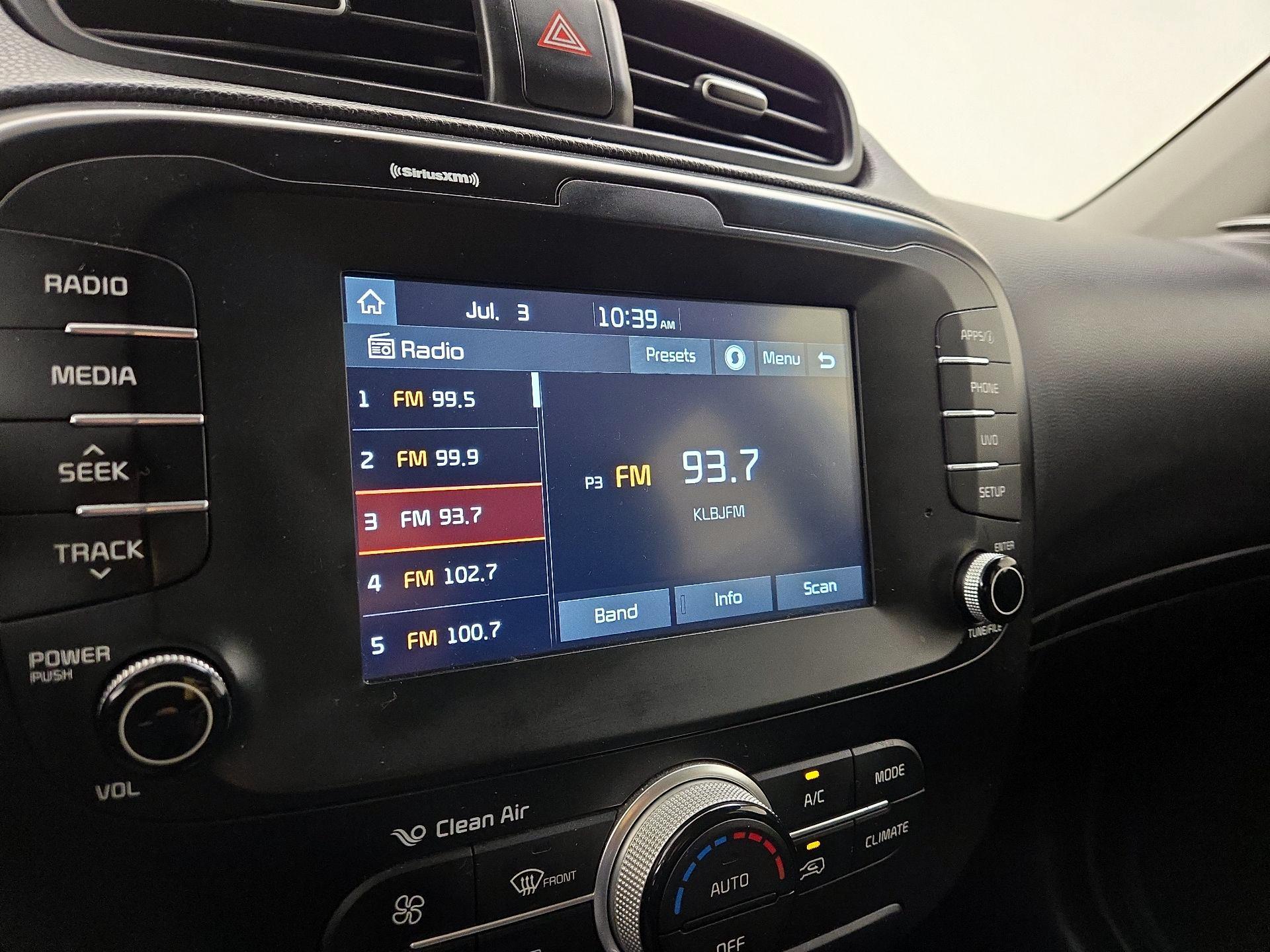 Thumbnail: 2018 Kia Soul - 15