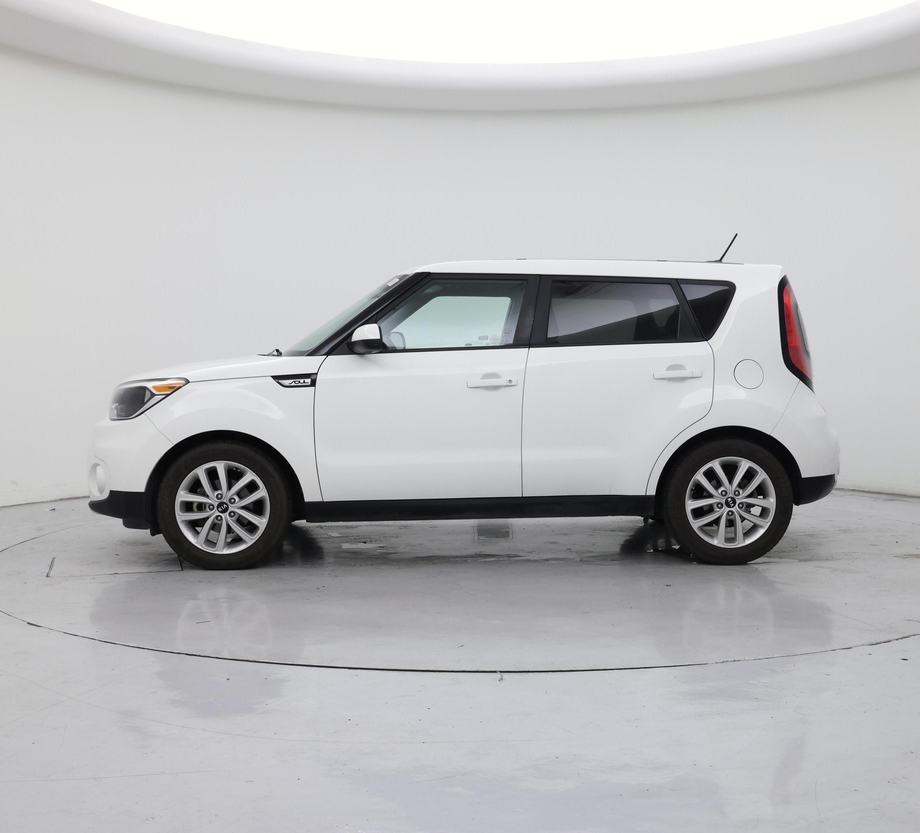 Thumbnail: 2018 Kia Soul - 3