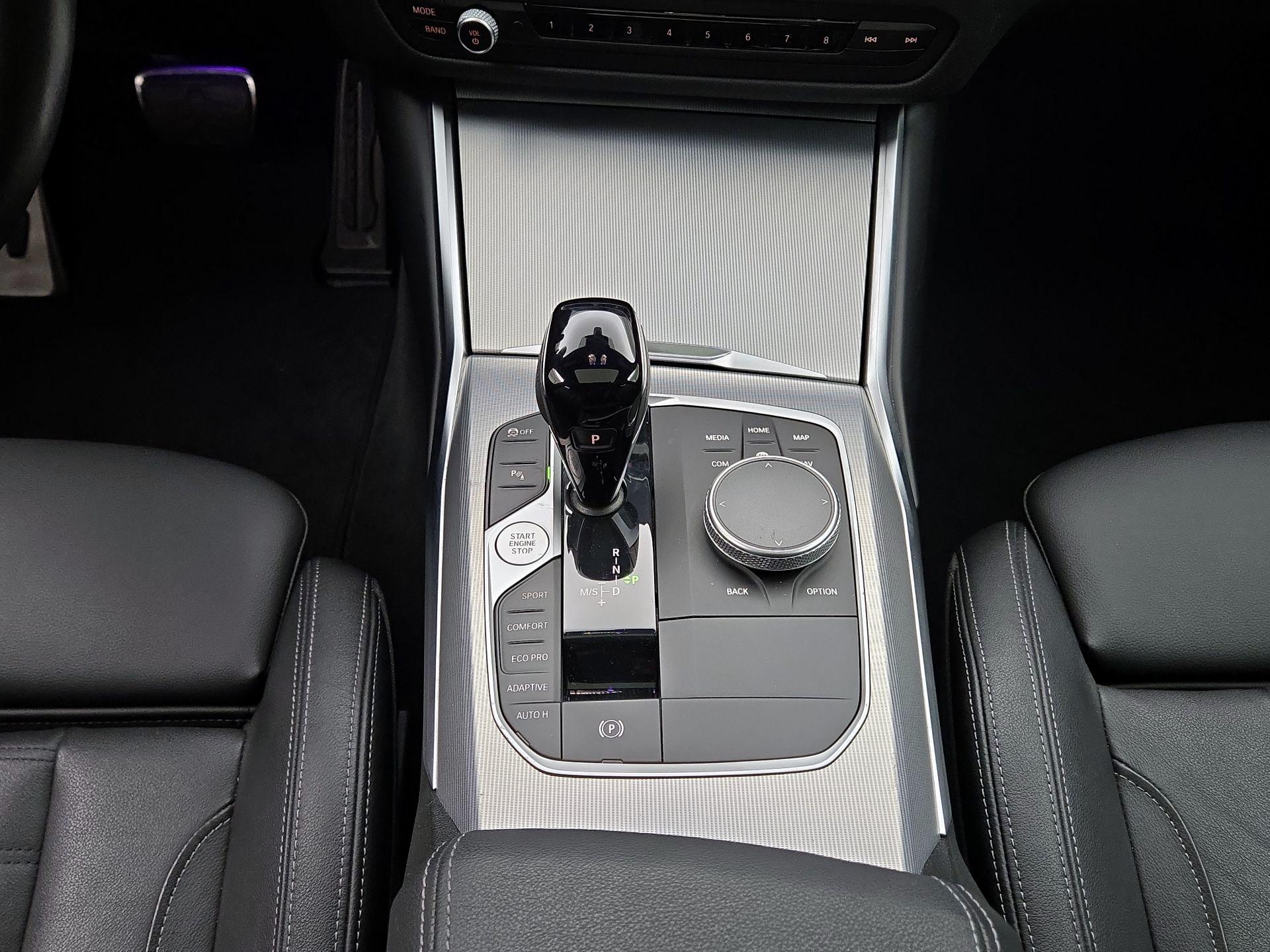 Thumbnail: 2022 BMW 3 Series - 18