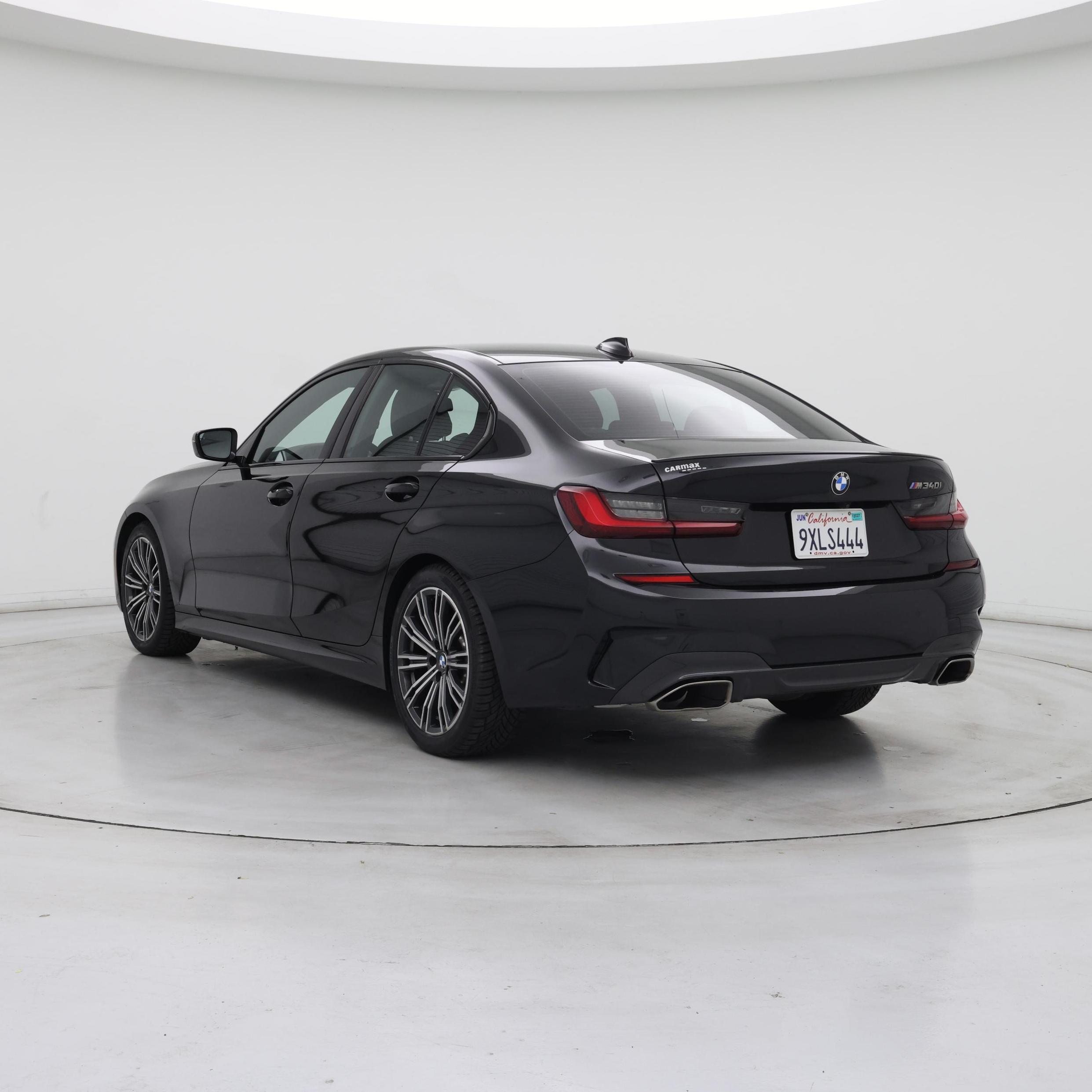 Thumbnail: 2022 BMW 3 Series - 2