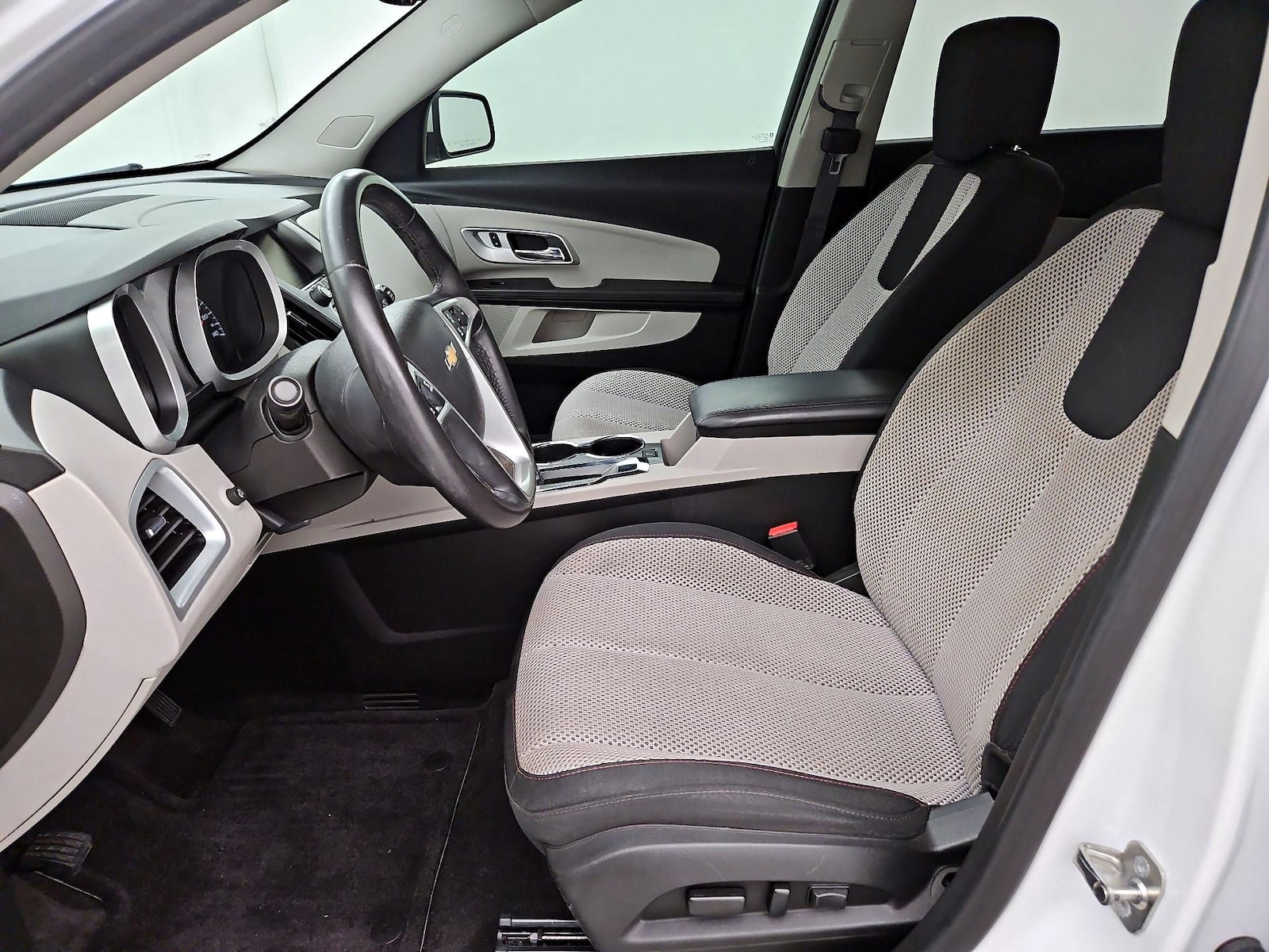 2016 Chevrolet Equinox LT - Photo 12