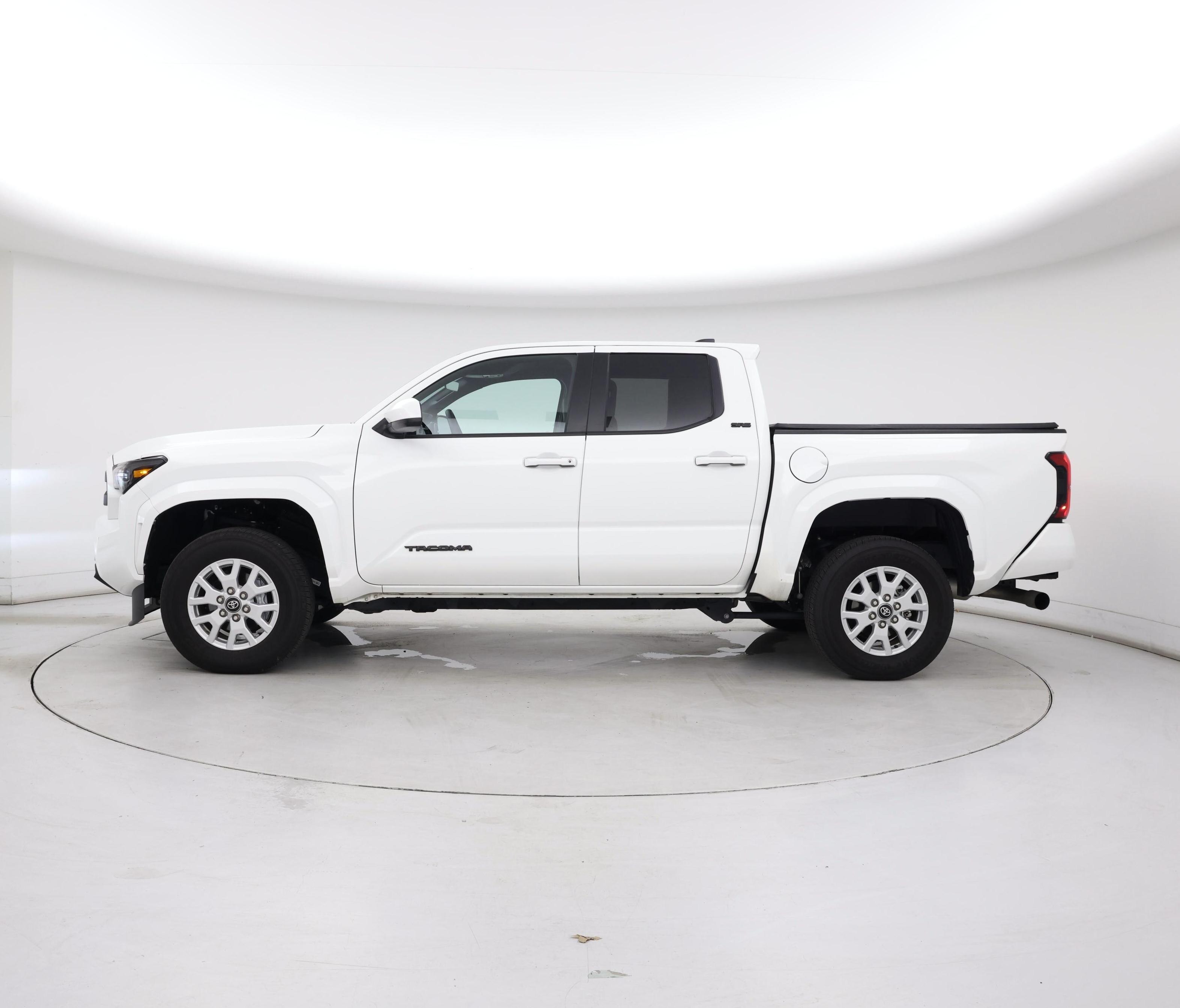Thumbnail: 2025 Toyota Tacoma - 3