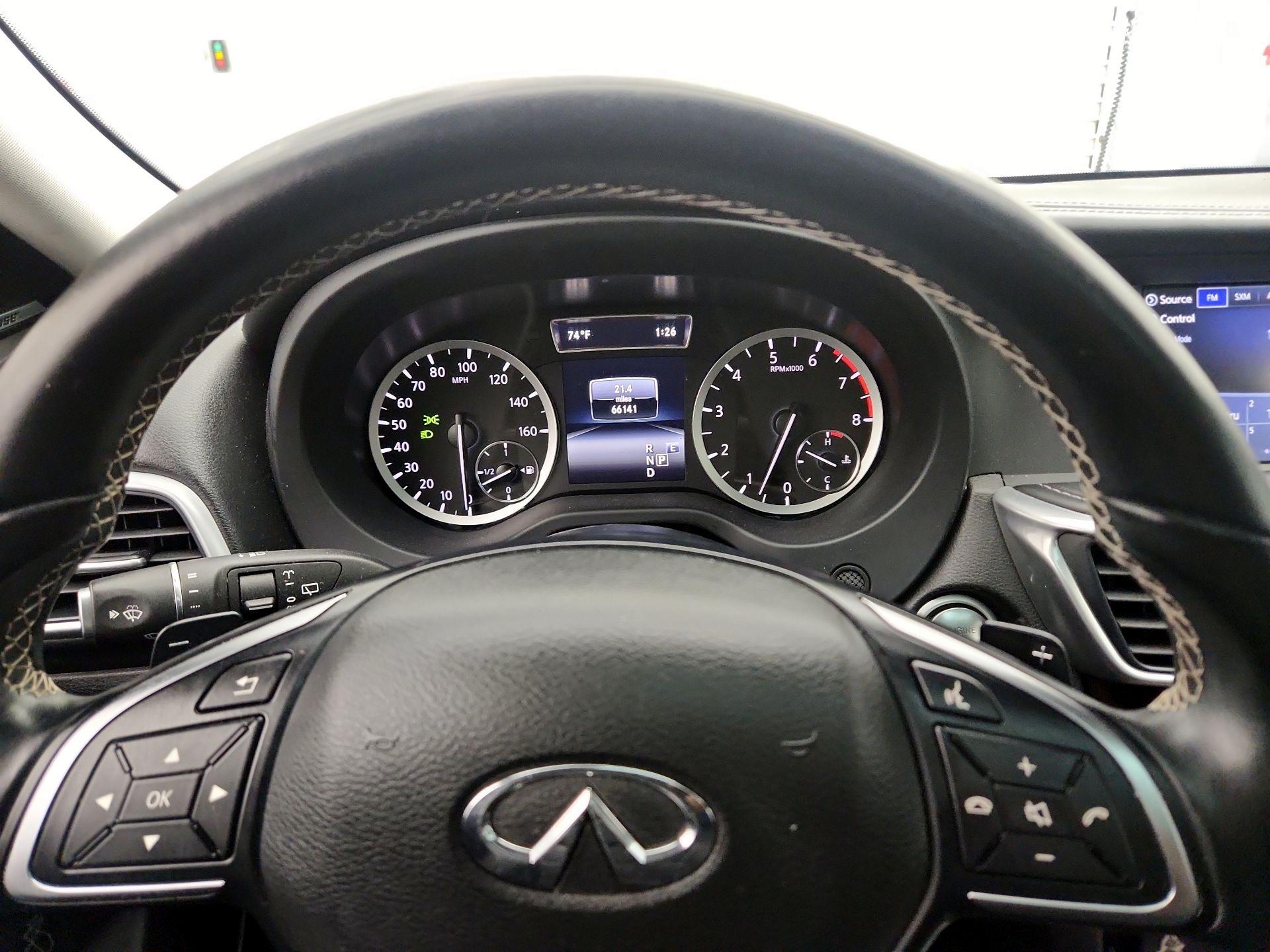 Thumbnail: 2018 INFINITI QX30 - 10
