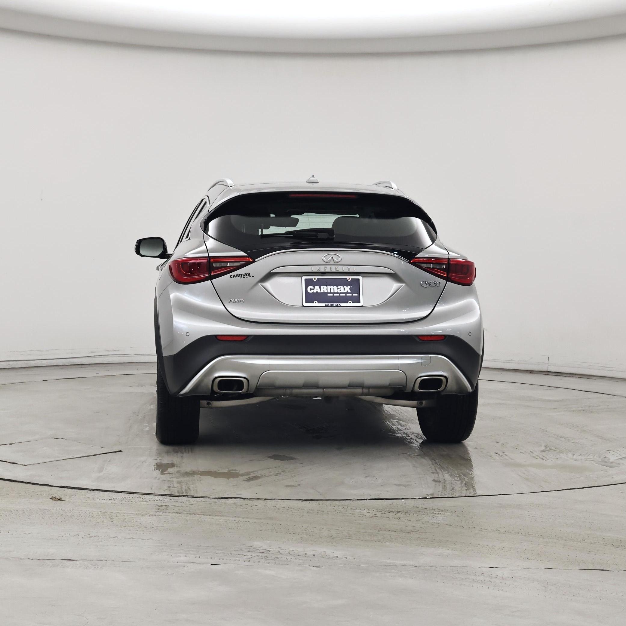 Thumbnail: 2018 INFINITI QX30 - 6