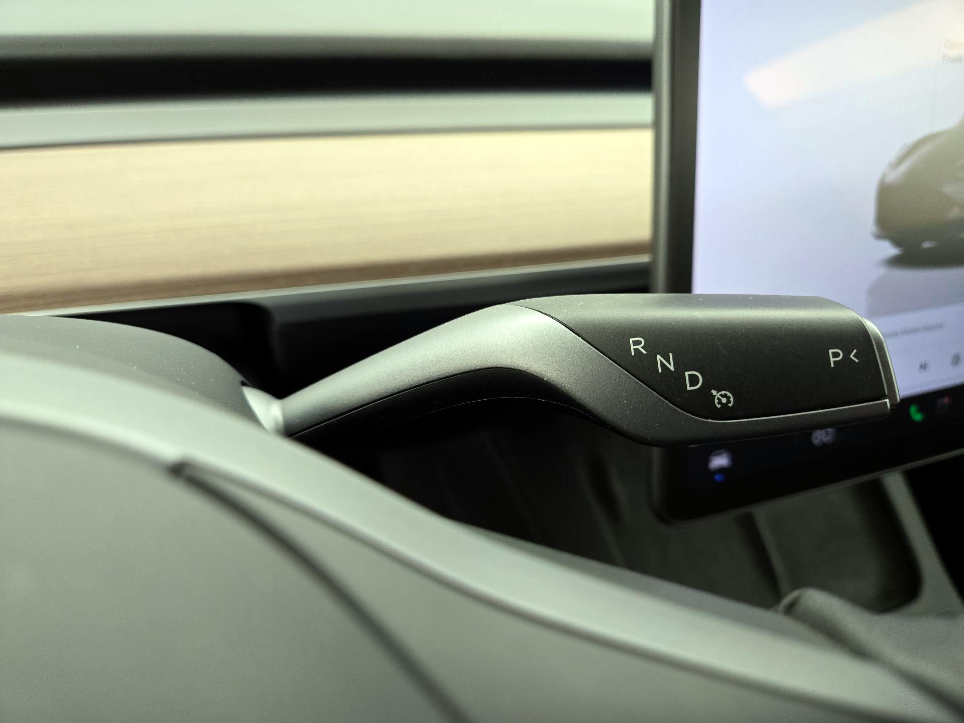 Thumbnail: 2023 Tesla Model 3 - 17