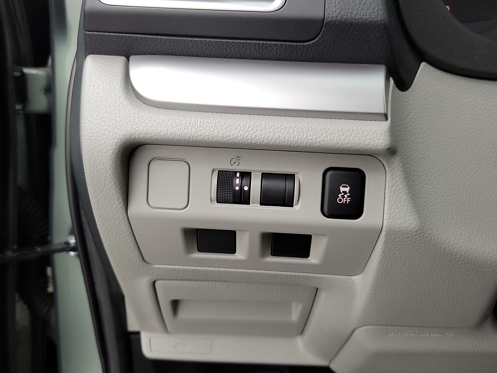 Thumbnail: 2016 Subaru Forester - 13