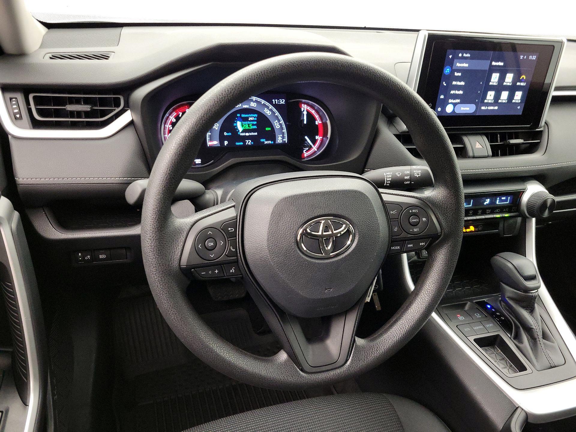 Thumbnail: 2023 Toyota RAV4 - 10