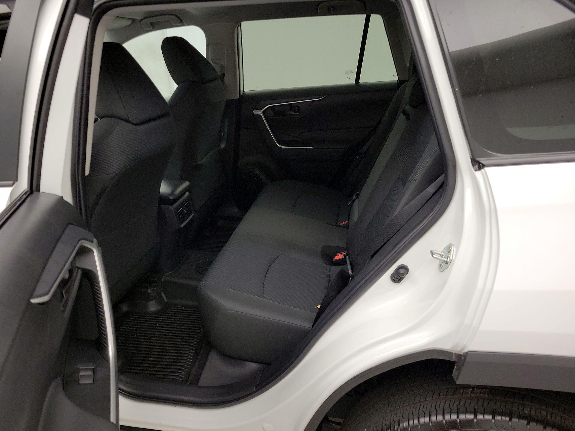 Thumbnail: 2023 Toyota RAV4 - 19